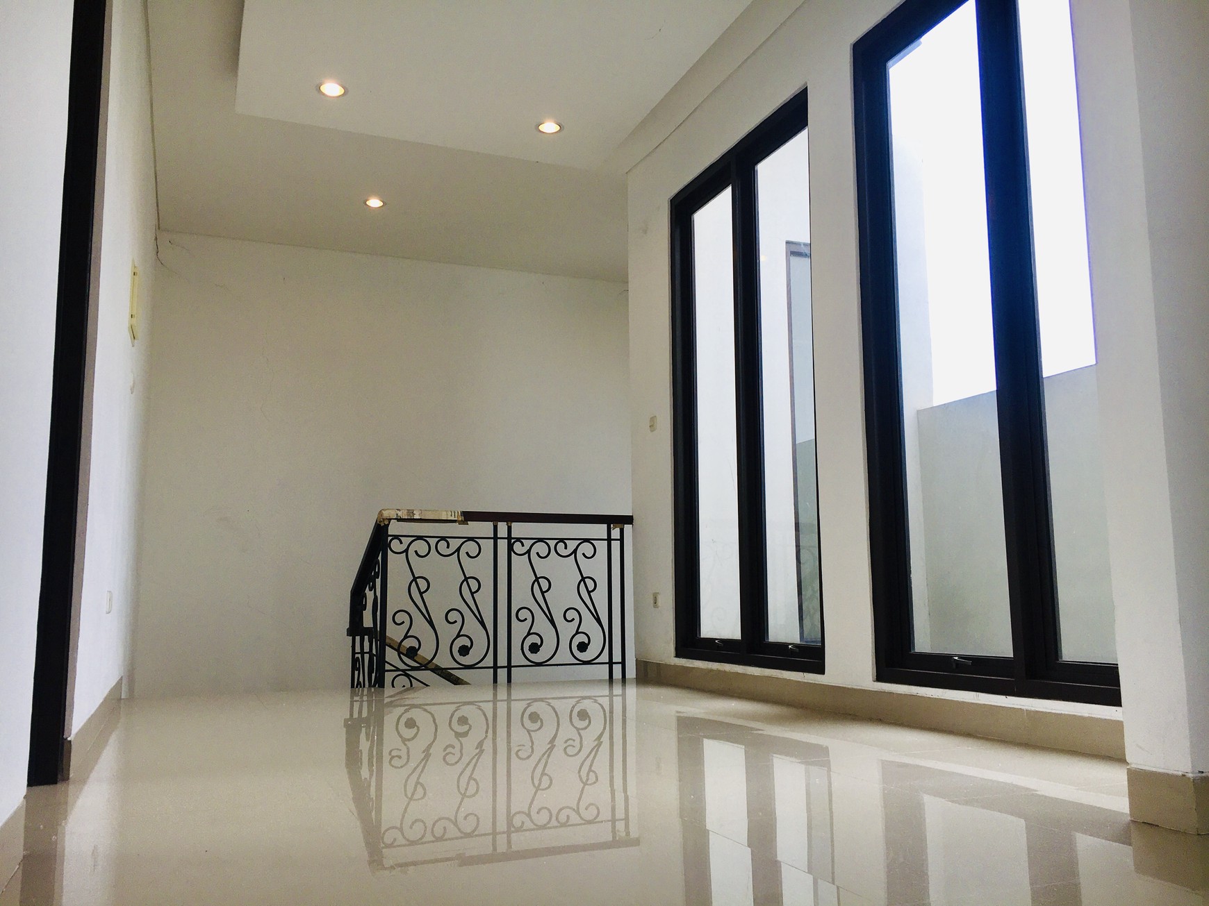 DIJUAL RUMAH DI PURI GADING ALAM RAYA BEKASI