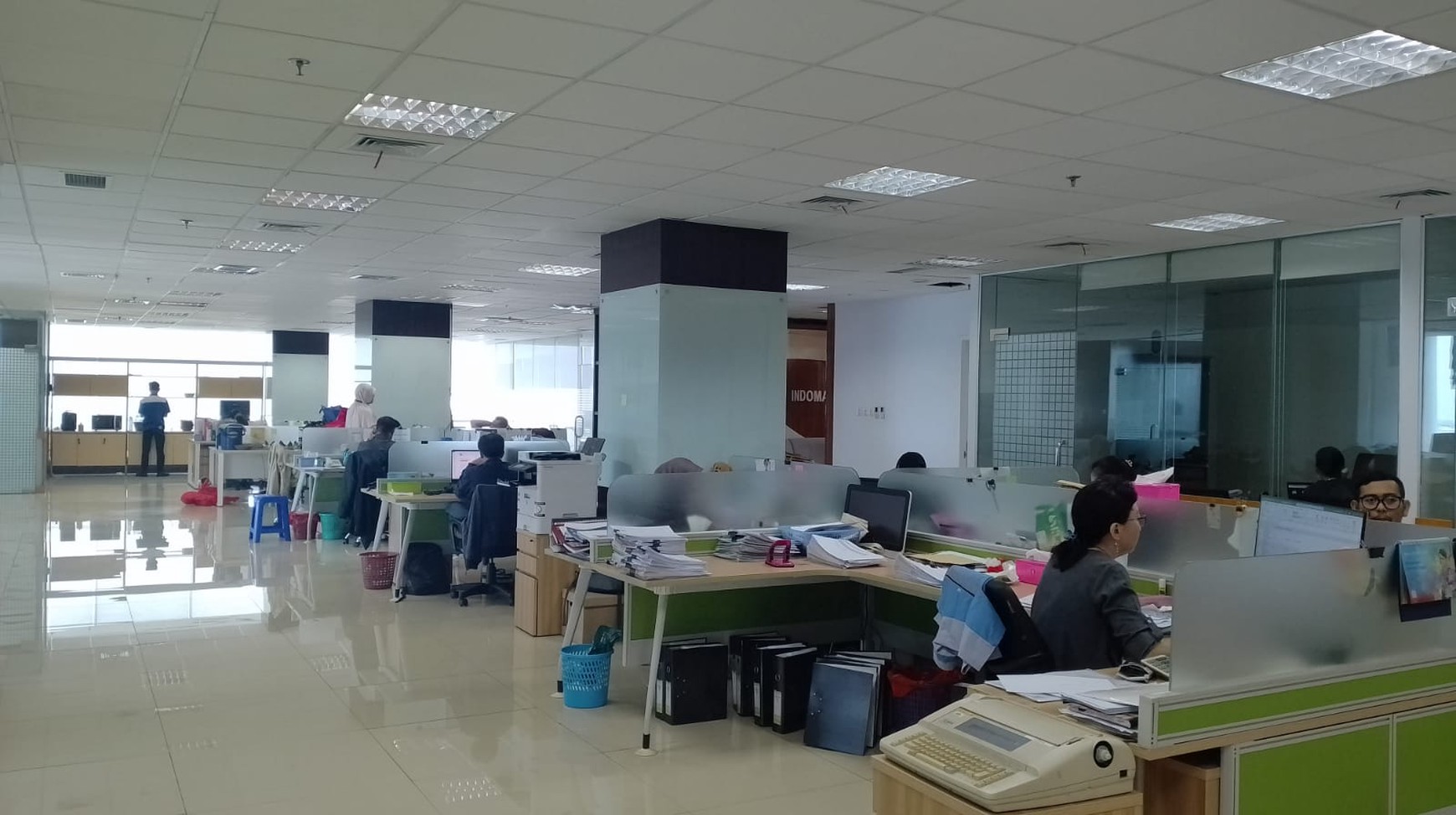 Office Building The Suites Tower PIK