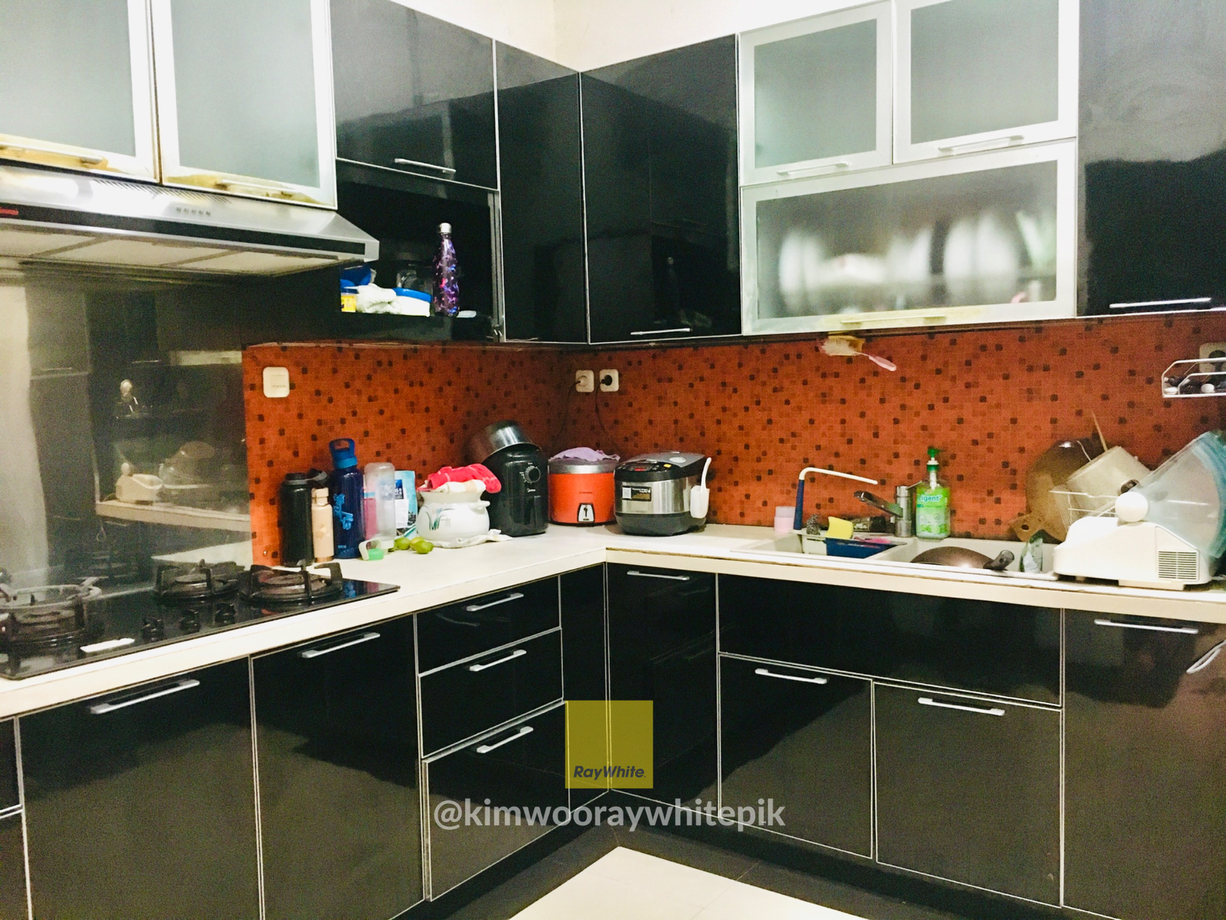 RUMAH DI PLUIT BARAT