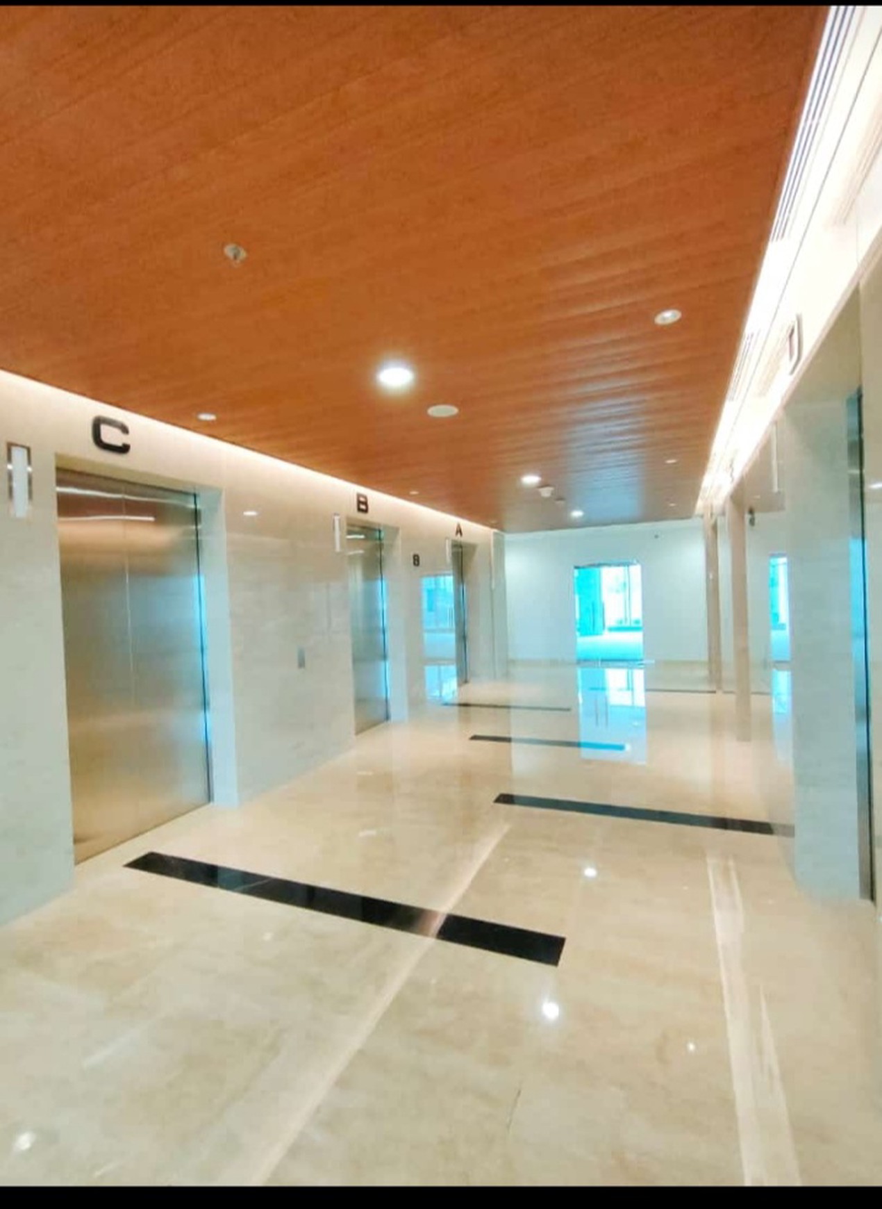 OFFICE SPACE DI MENARA PERTIWI, KAWASAN MEGA KUNINGAN
