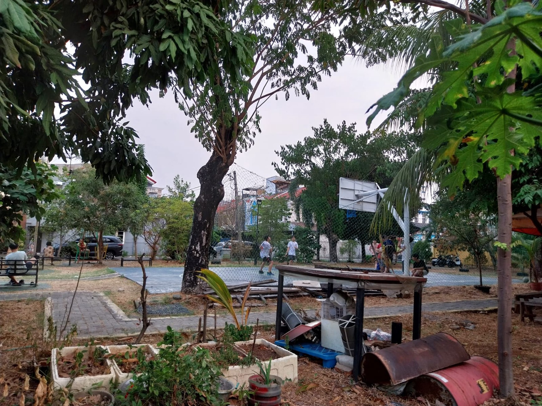 RUMAH DI PERMATA TAMAN PALEM