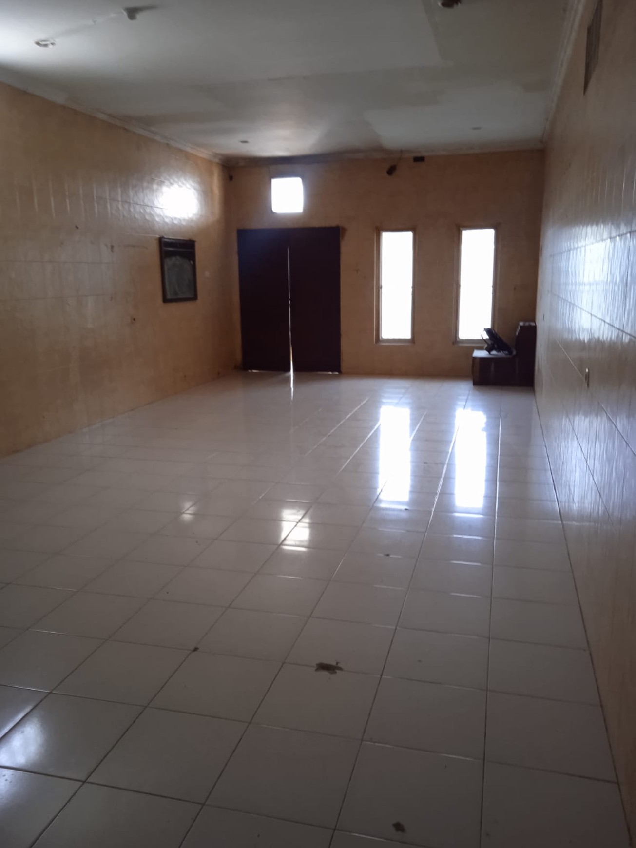 Disewa rumah di jelambar barat