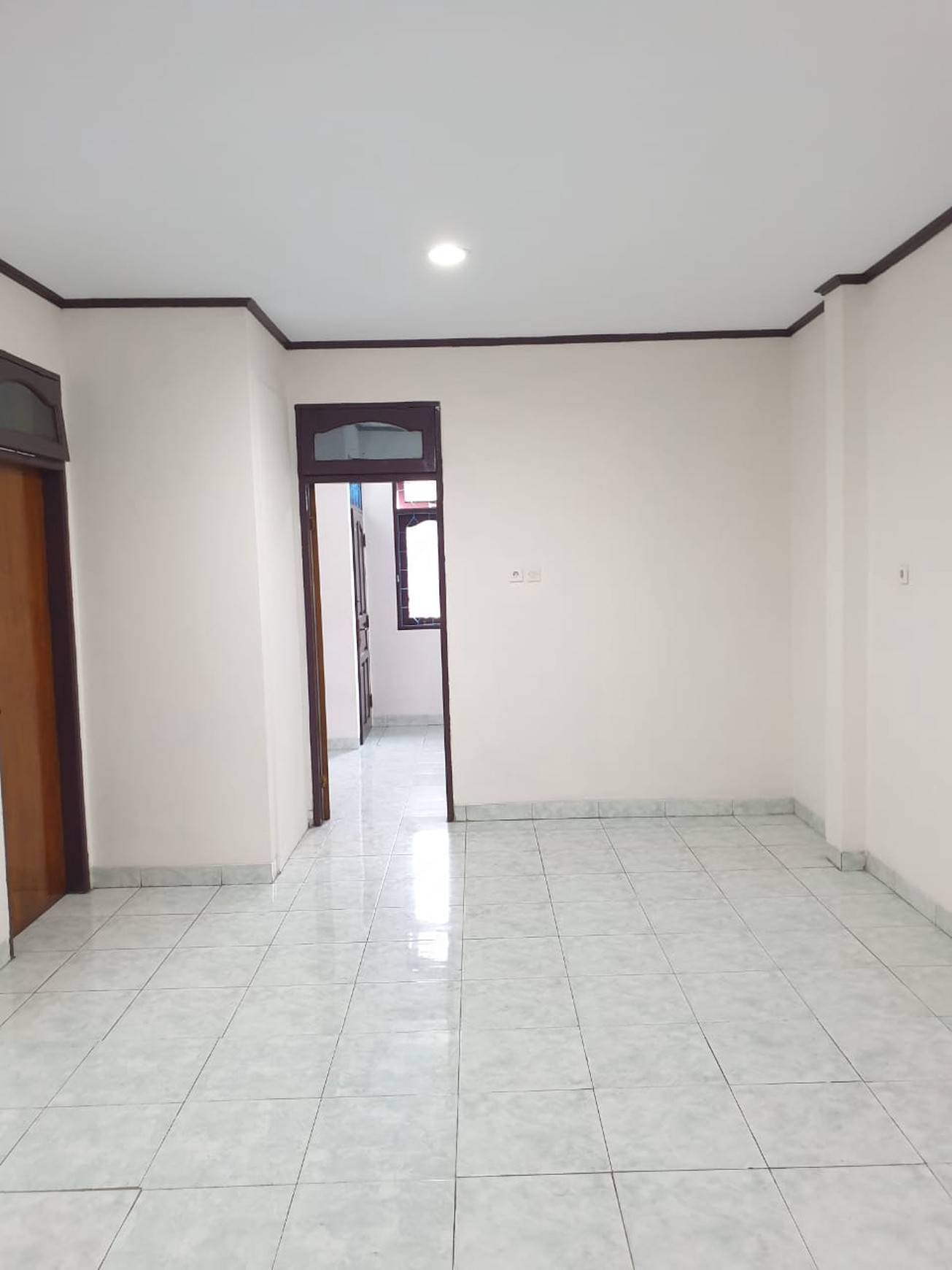 Disewakan rumah di teluk gong