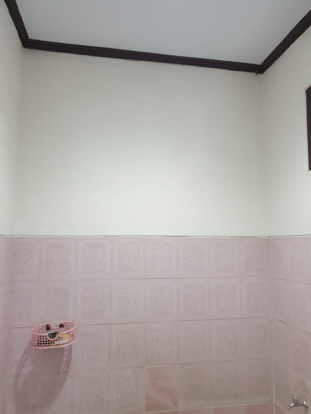 Disewakan rumah di teluk gong