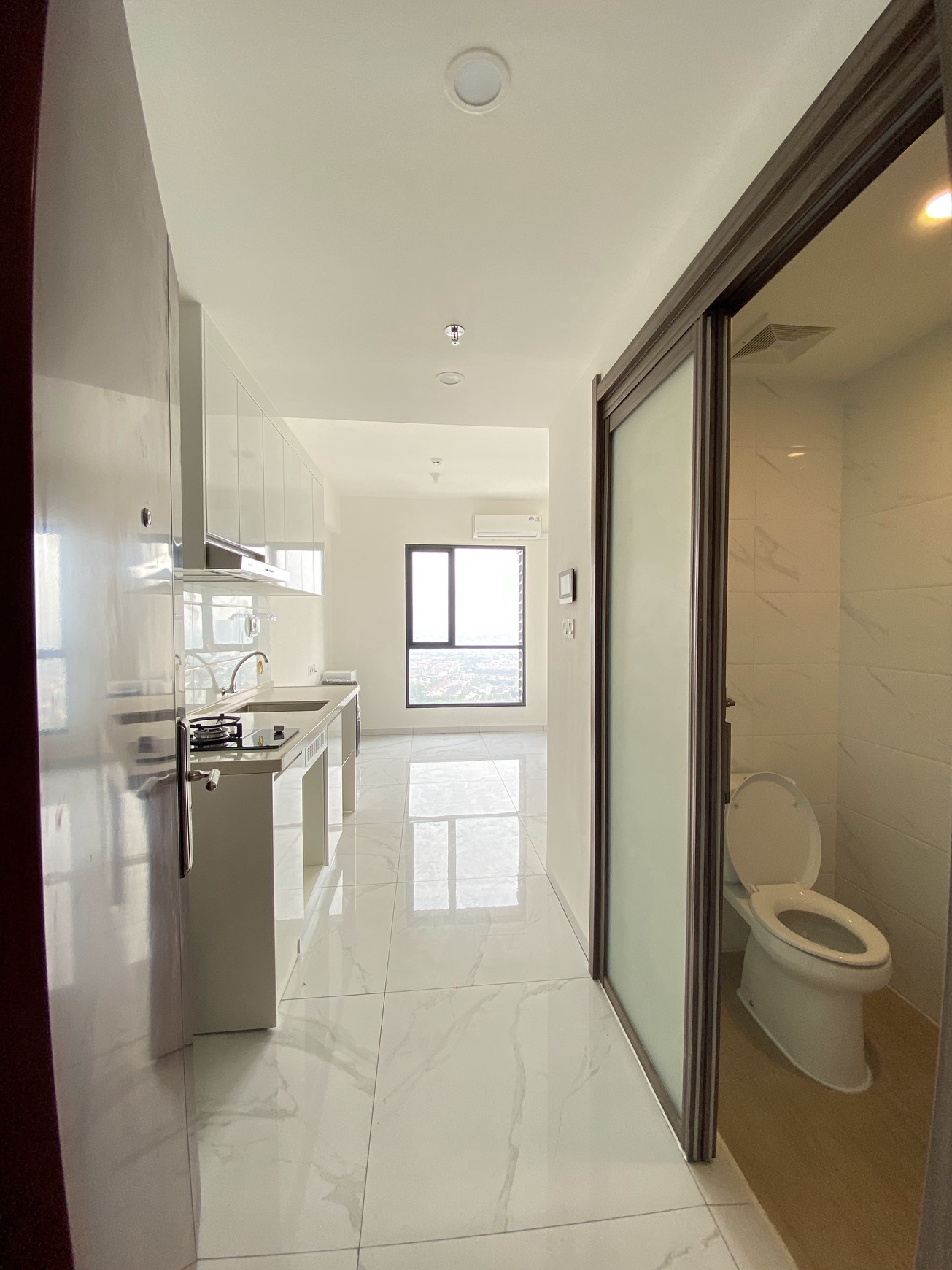 Apartemen Siap Huni SKYHOUSE ALAM SUTERA TOWER ACACIA