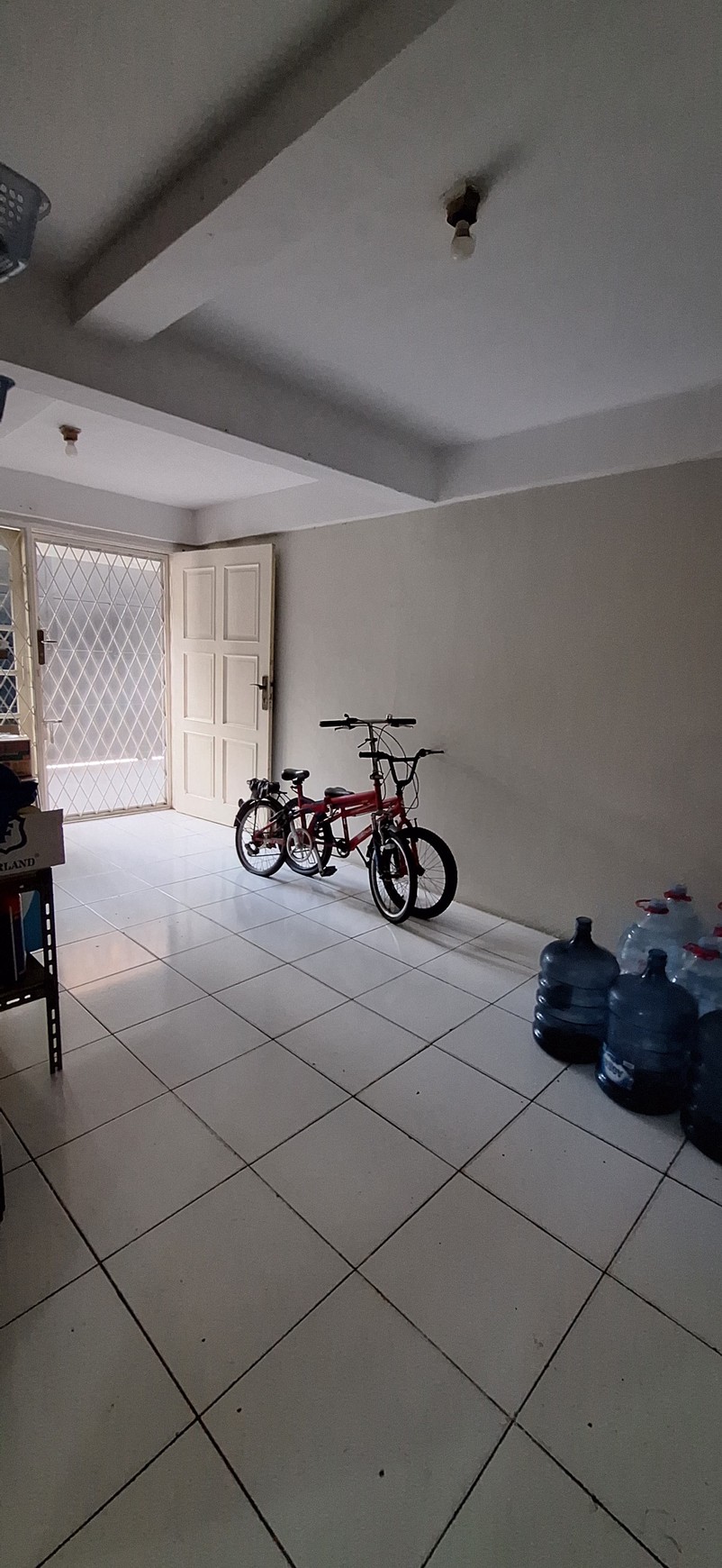 Dijual rumah mewah minimalis di Jelambar