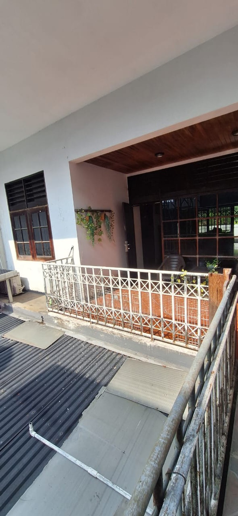 Dijual rumah di jalan mangga
