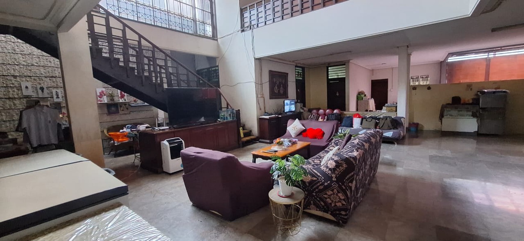 Dijual rumah di jalan mangga