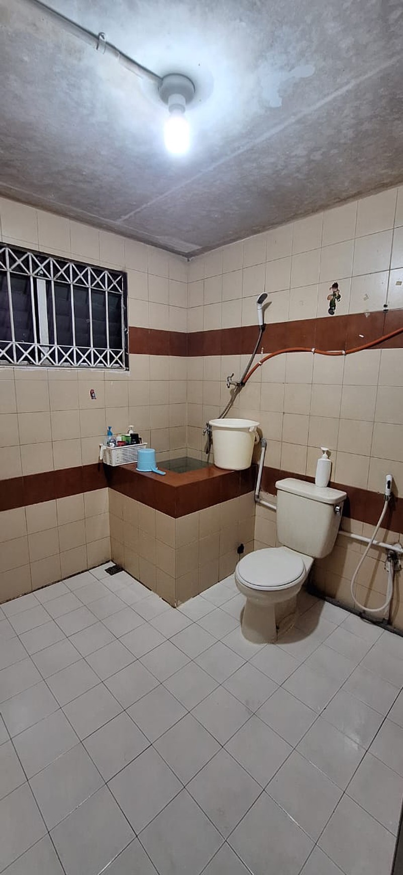 Dijual rumah di jalan mangga