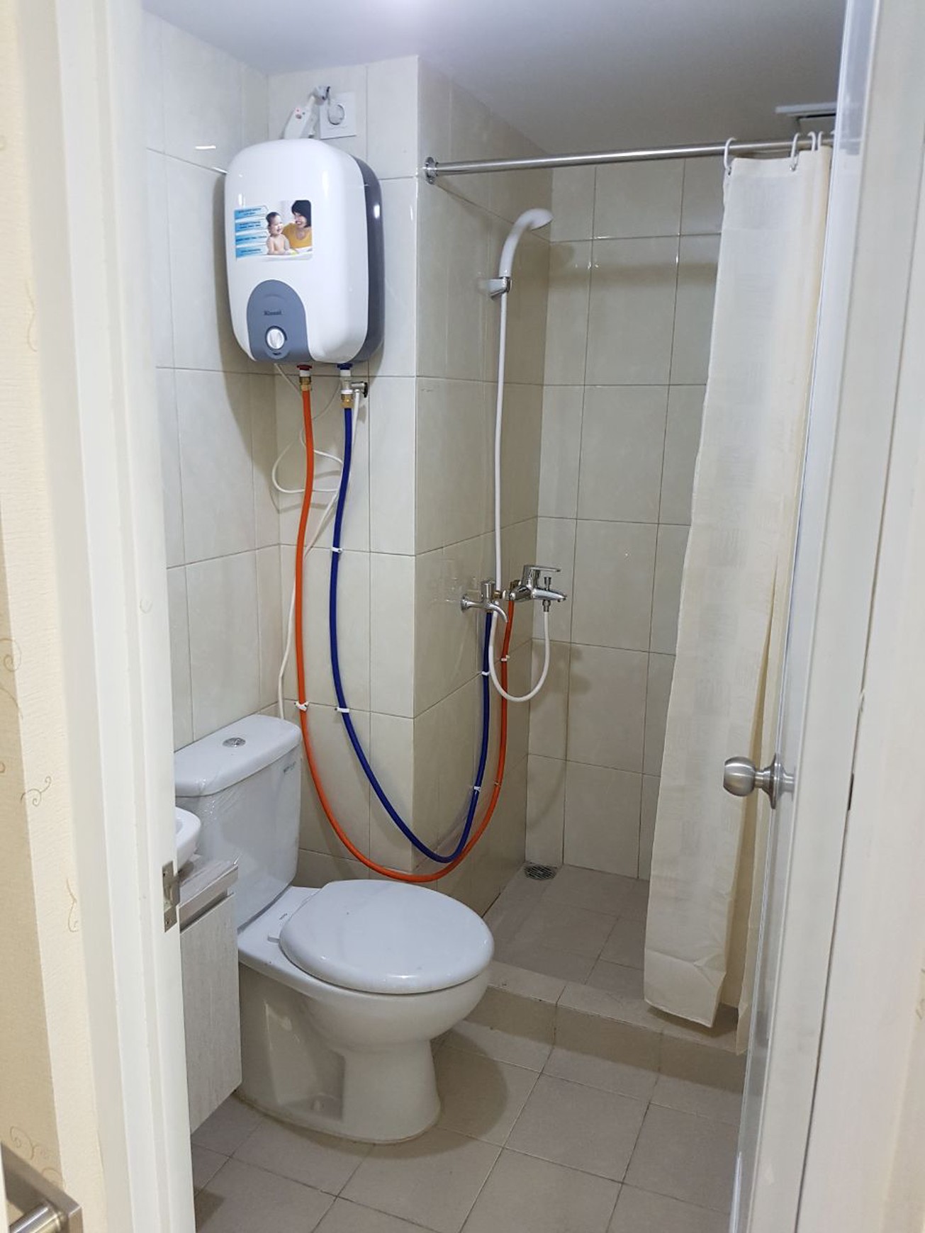 Dijual apartment springlake summarecon bekasi