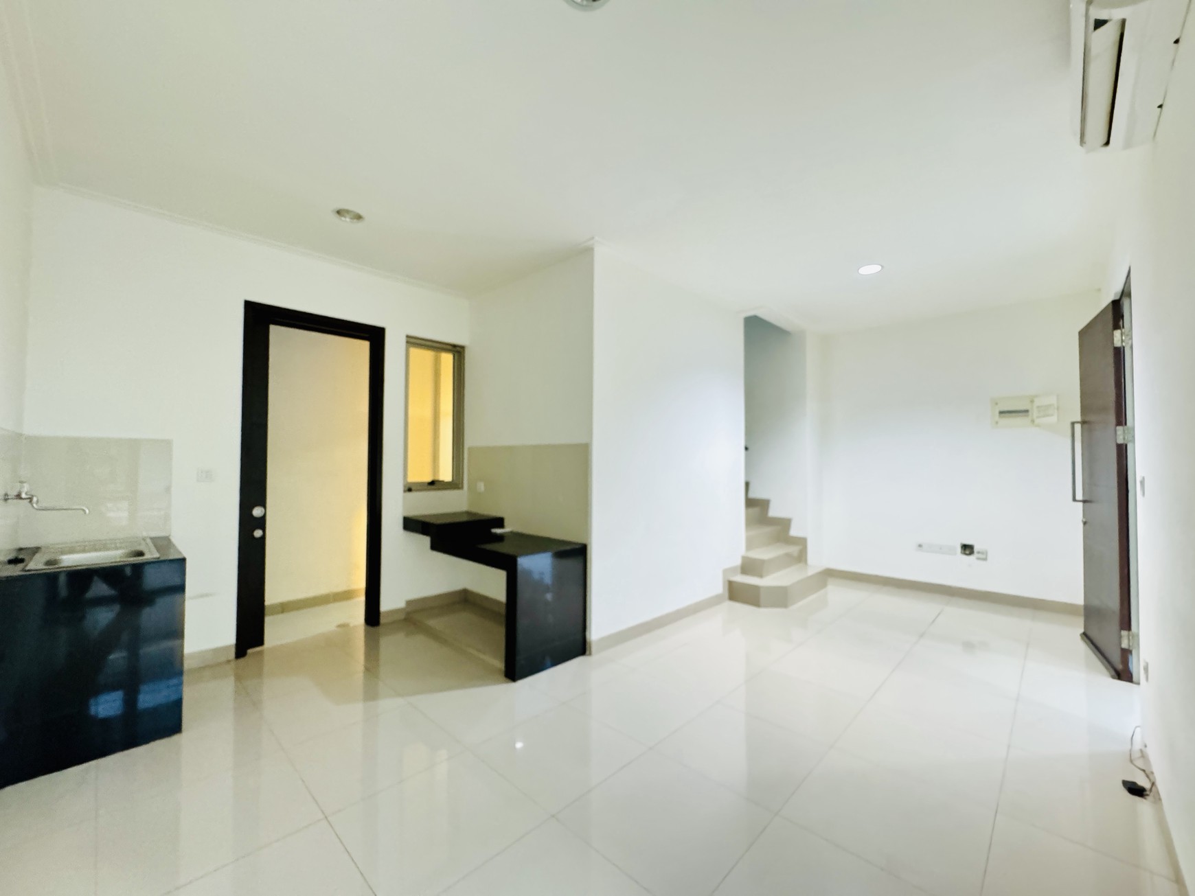 Dijual Rumah di Cluster Virginia, PIK2