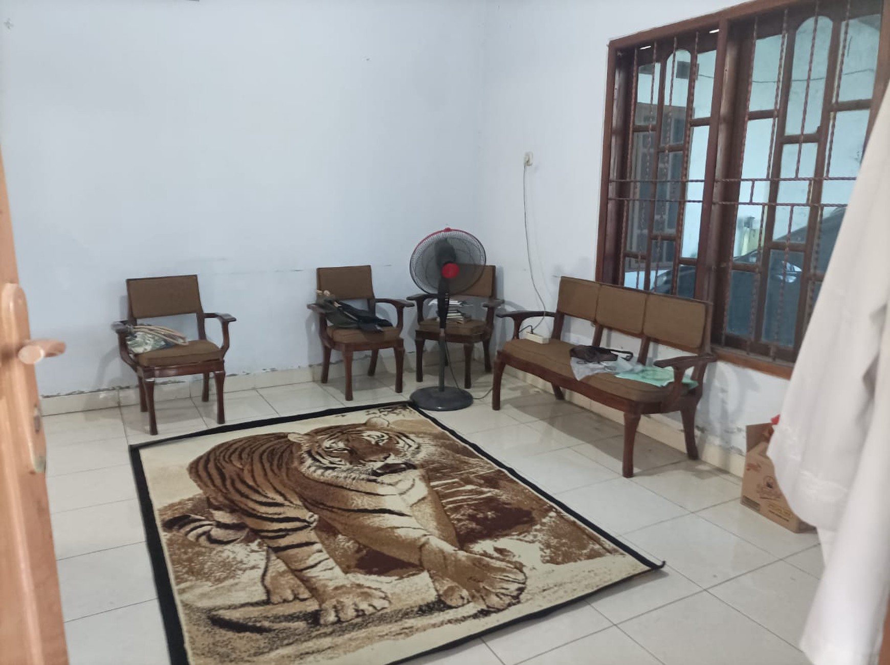 Di Jual Cepat Rumah di Depan Jalan