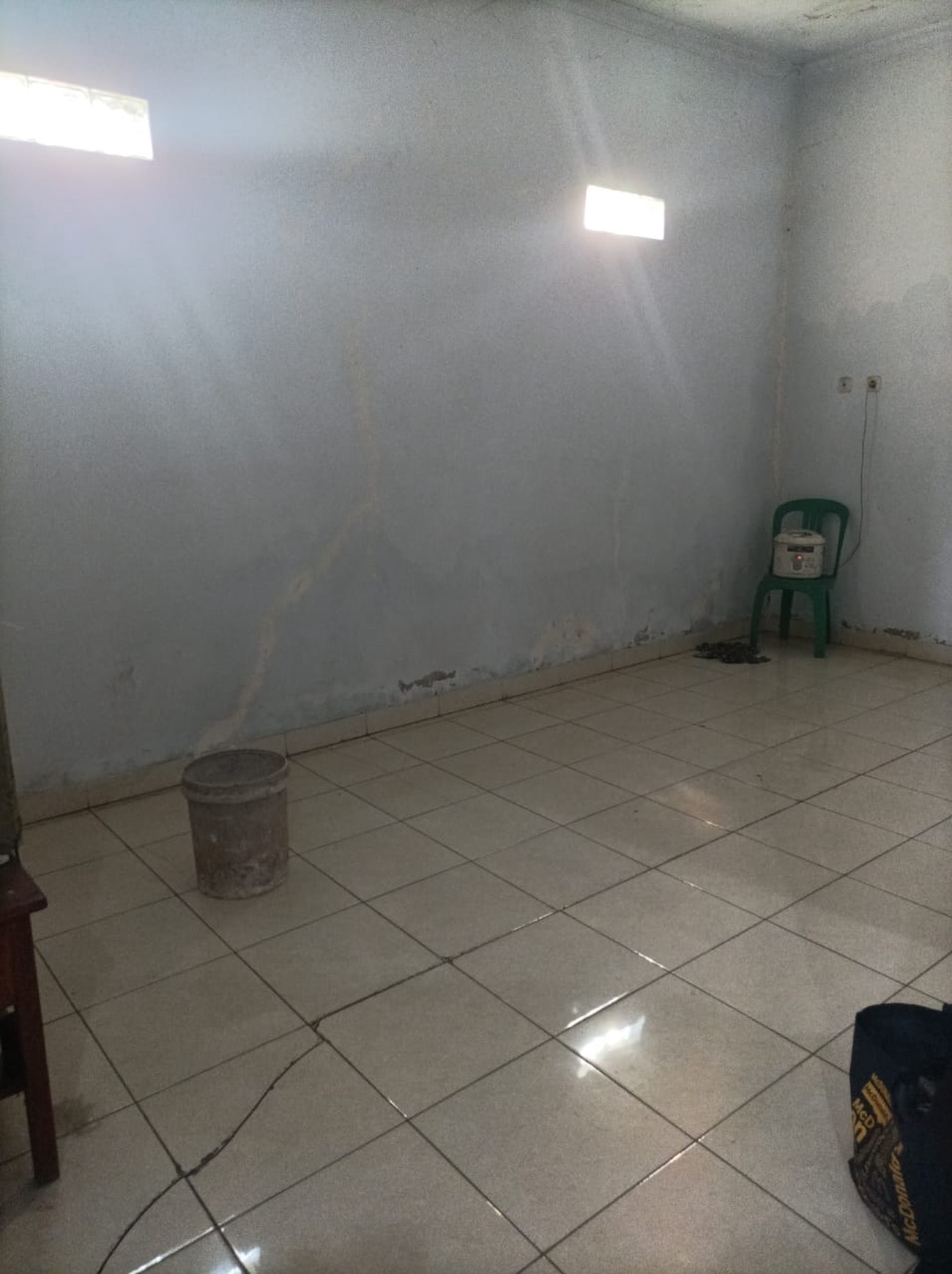 Di Jual Cepat Rumah di Depan Jalan
