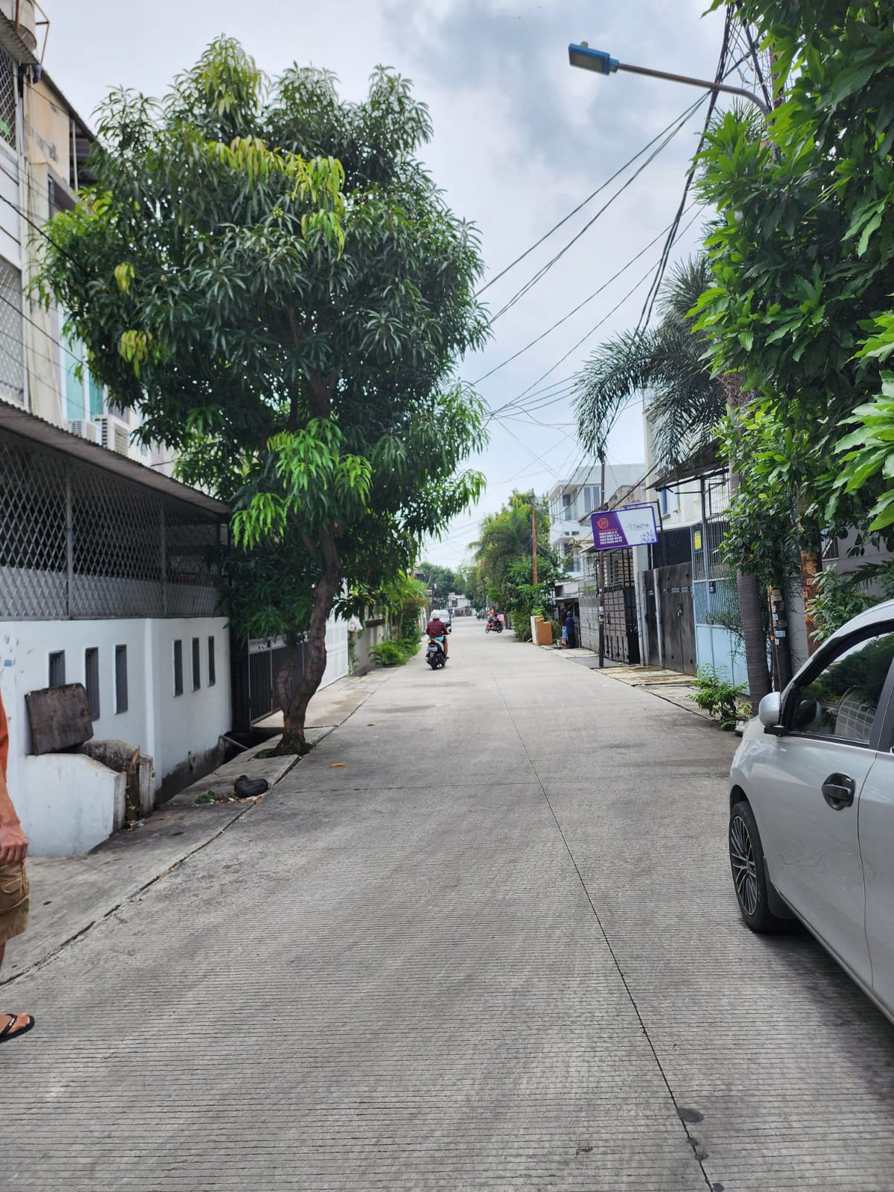 Dijual rumah di jalan Hemat jelambar