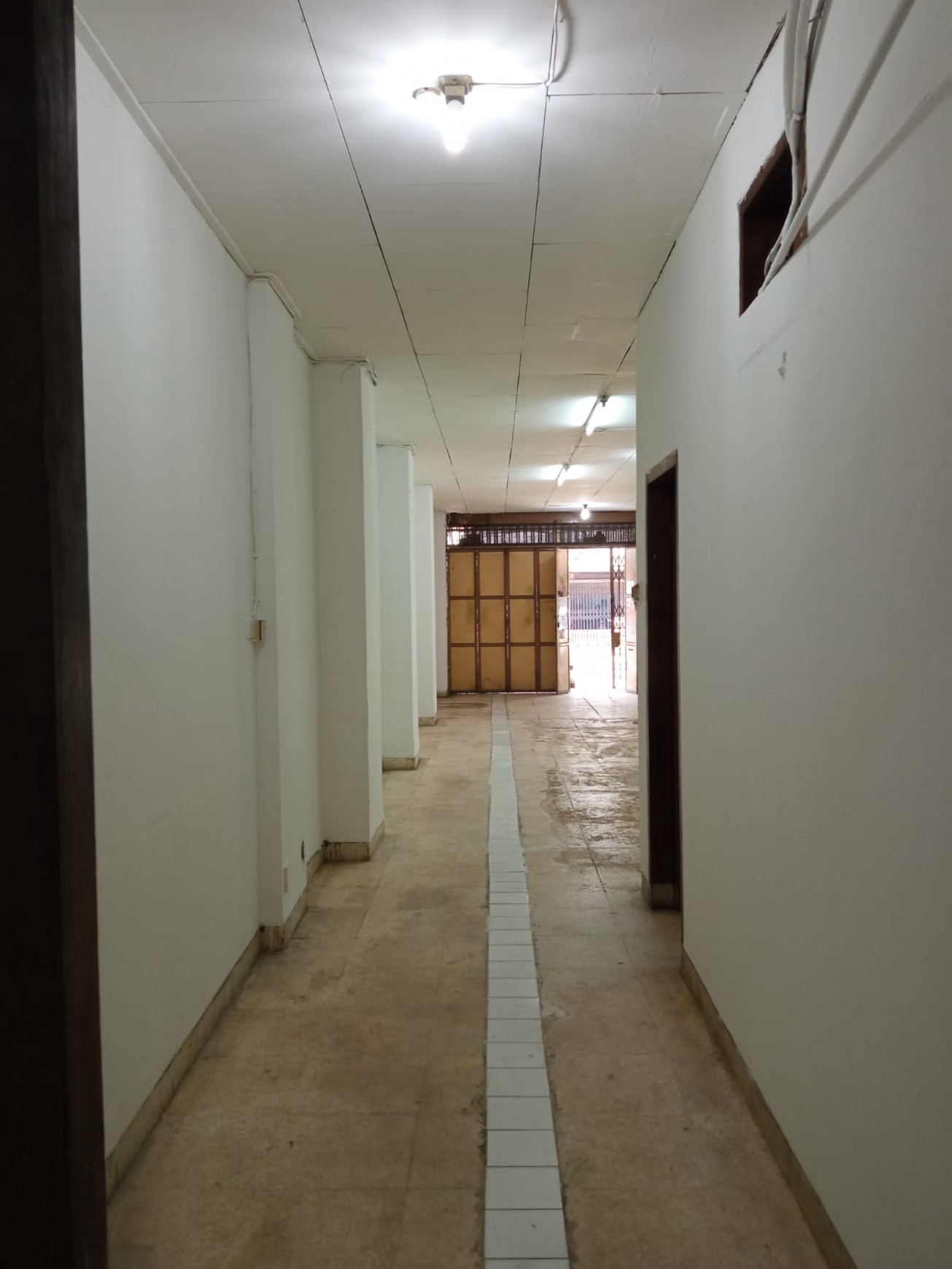 Dijual ruko di jl lautze raya