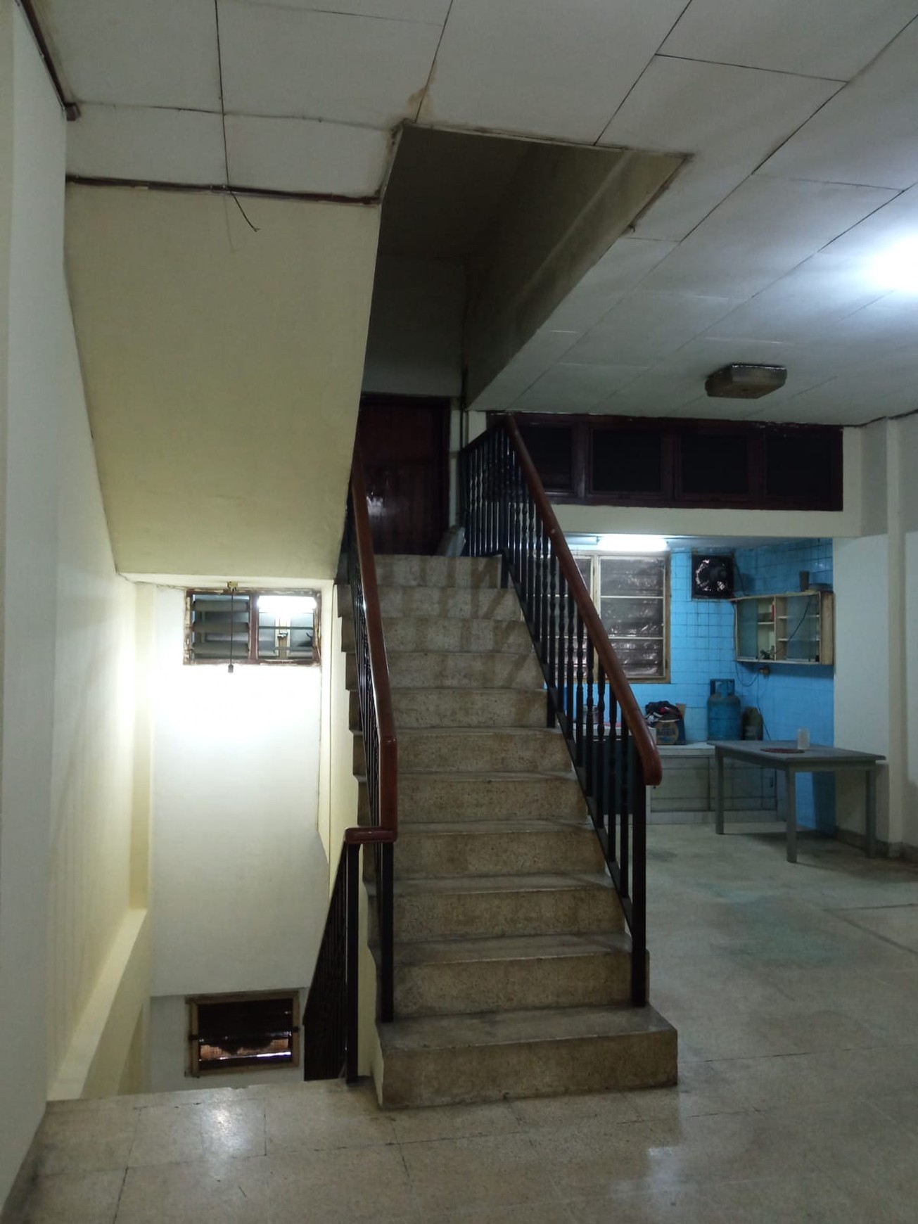 Dijual ruko di jl lautze raya