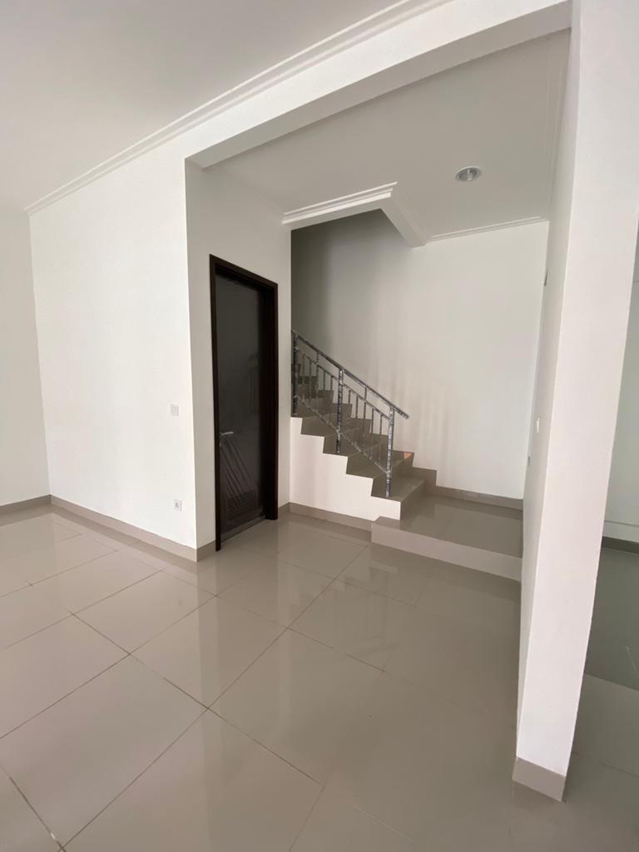 Disewakan rumah di cluster magenta pik2