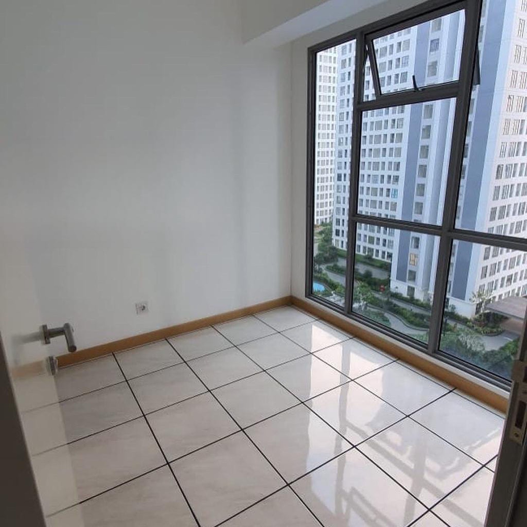 Dijual apartment M-town residence
