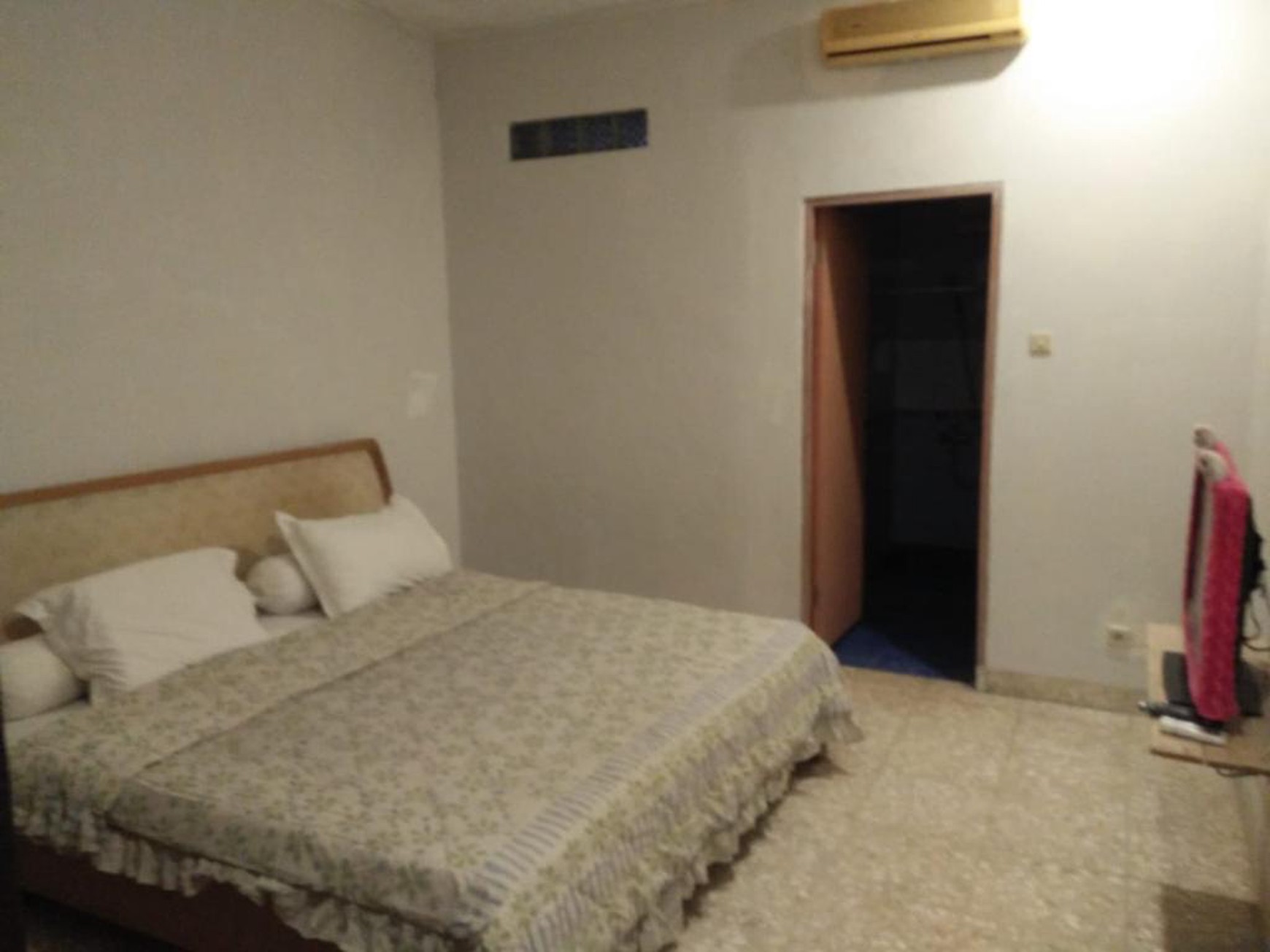 Dijual rumah kos di Dr.nurdin grogol