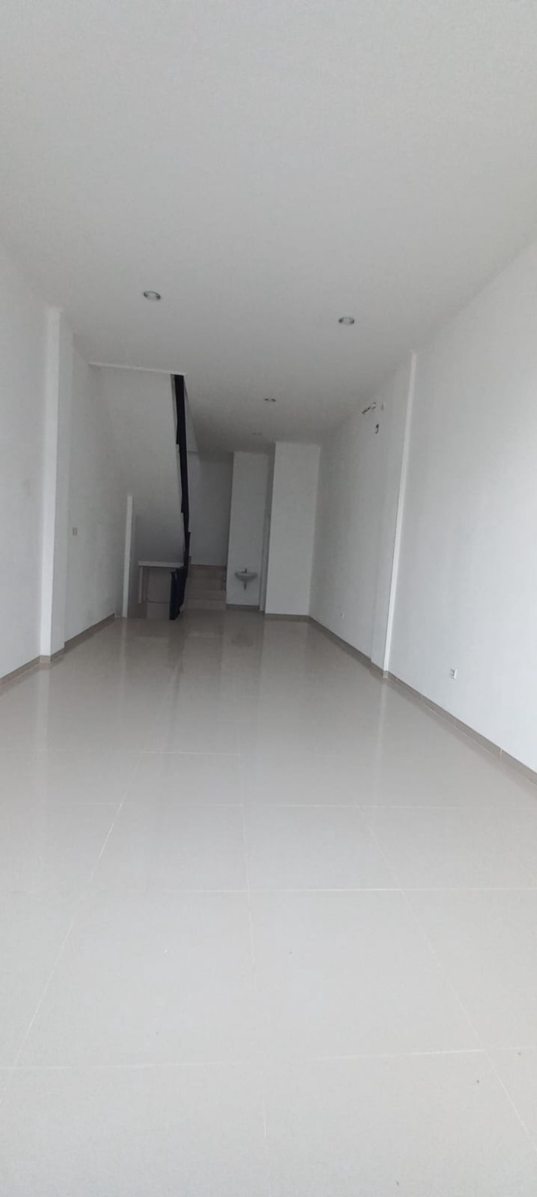Disewakan ruko di jelambar baru