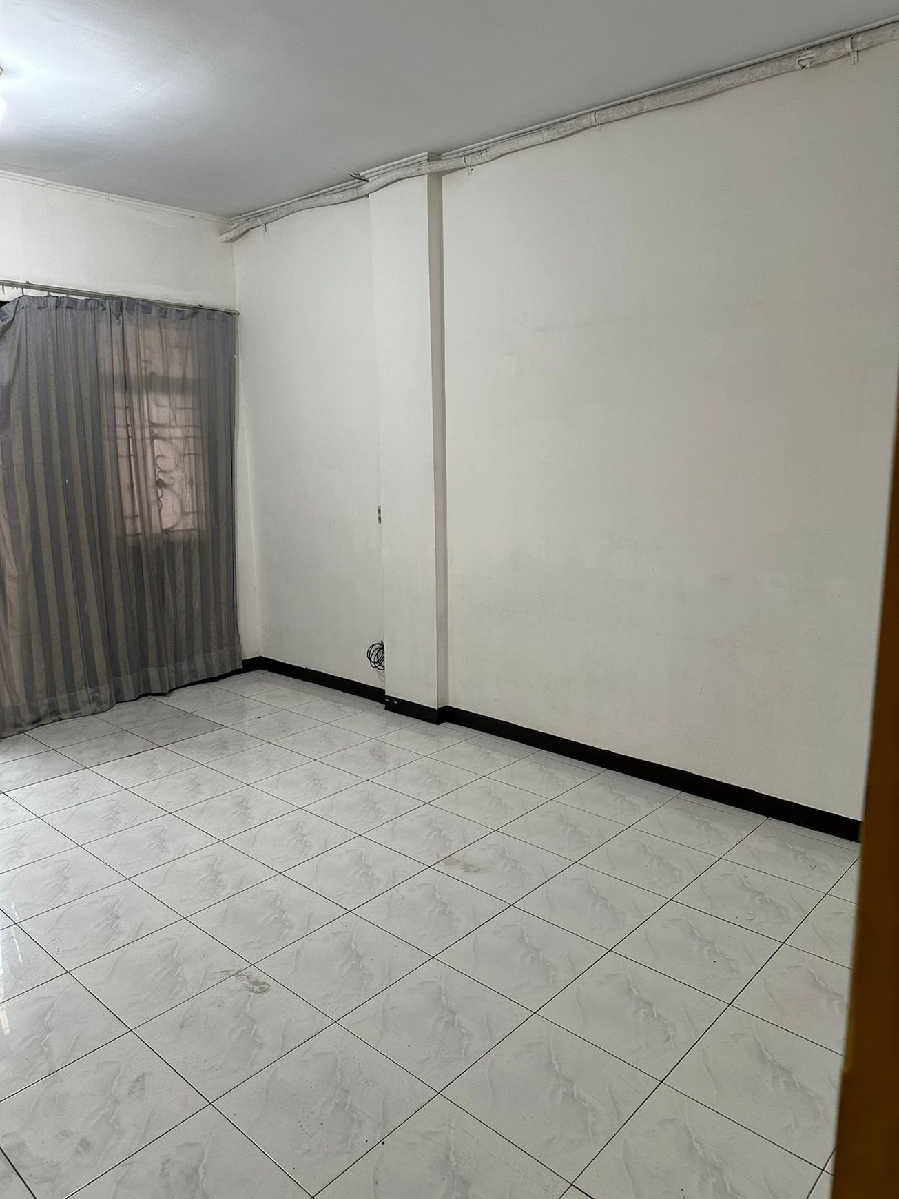 Dijual ruko di jelambar utama sakti