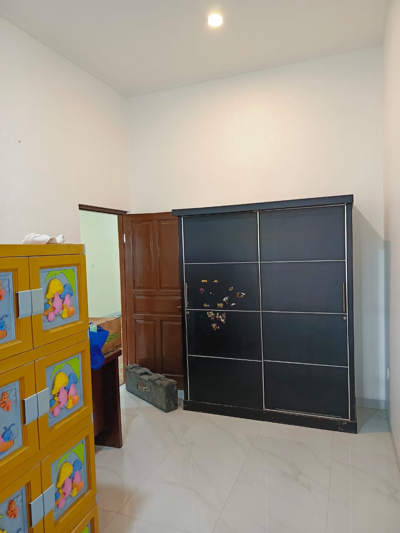 Dijual rumah di puri permata cipondoh