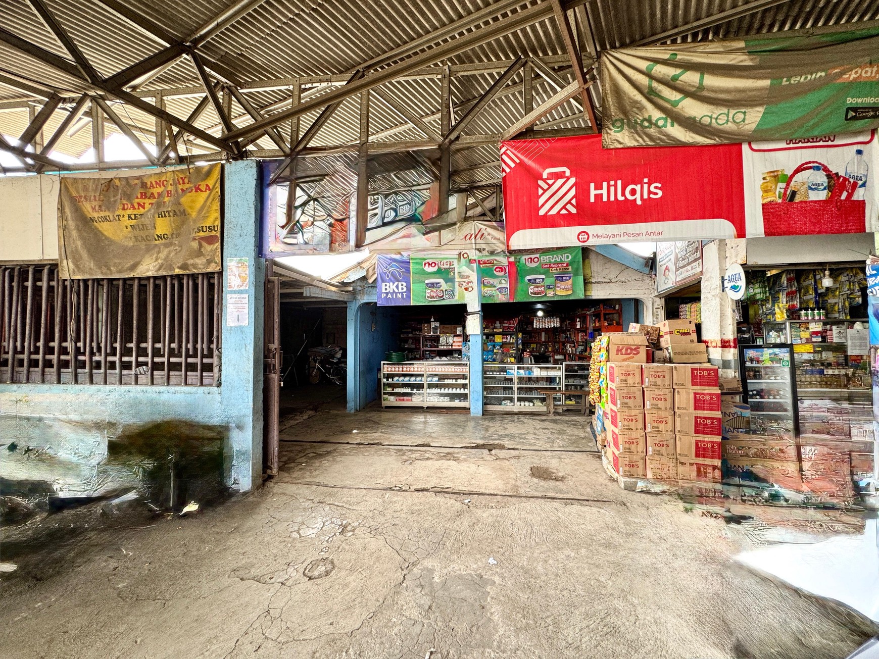Dijual Tempat Usaha Pinggir Jalan Raya Semanan