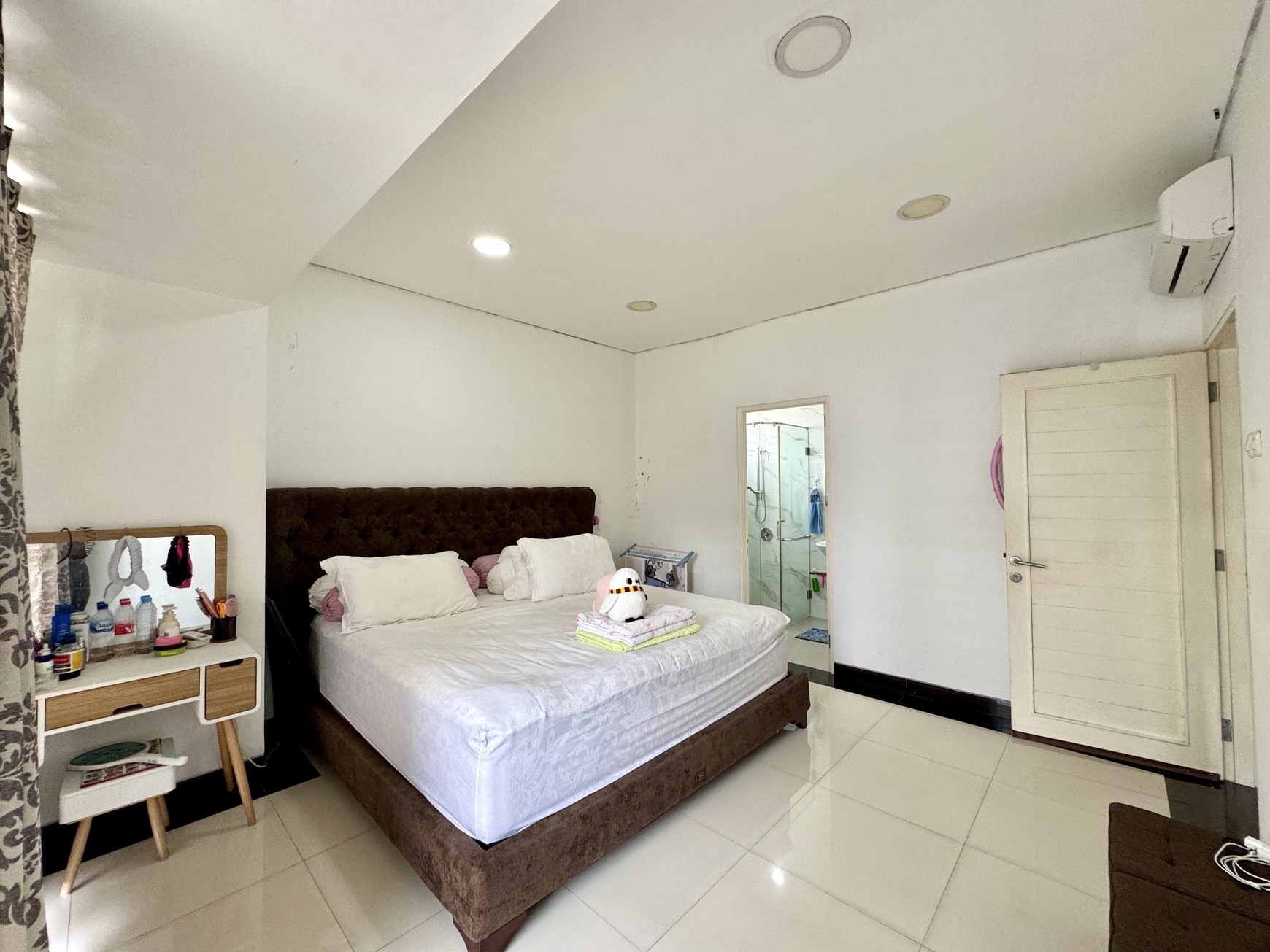 Dijual Rumah di Layar Permai PIK