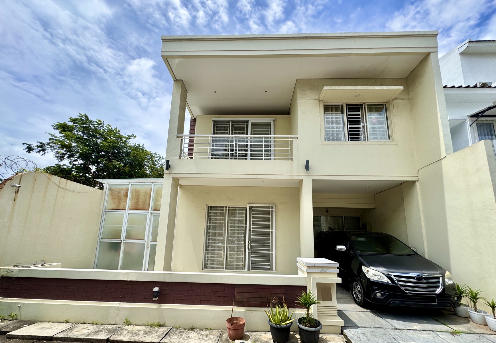 Dijual Rumah di Layar Permai PIK