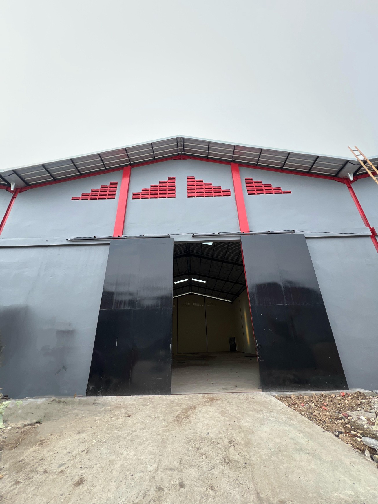 Disewakan Gudang di pergudangan 99