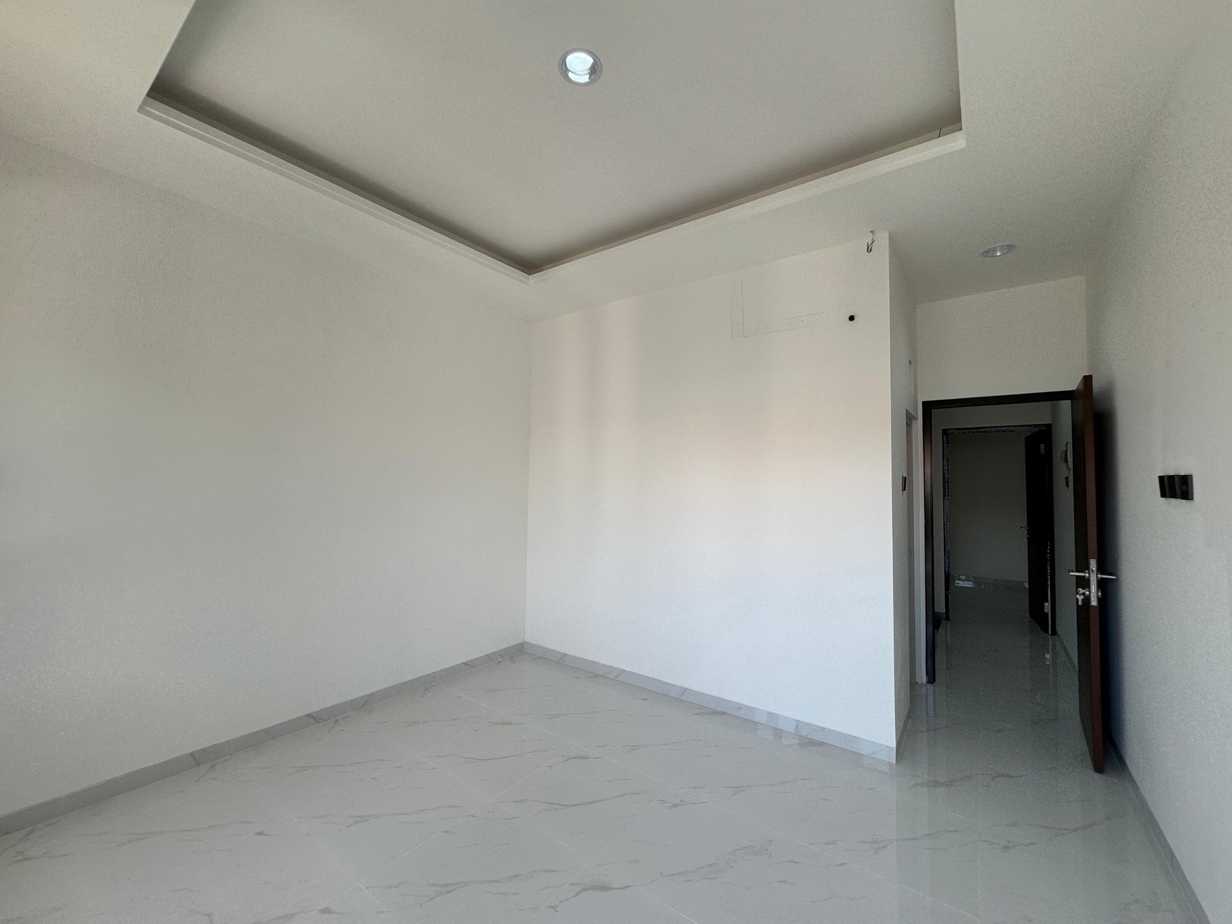 Dijual Rumah Baru dan Modern Rawa Kepa Tomang Jakarta Barat Lingkungan Aman Strategis