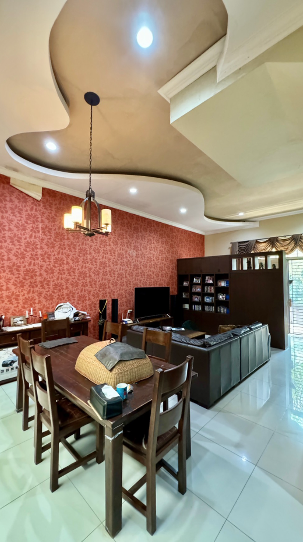 Rumah 3 Lantai Siap Huni di Layar Permai PIK