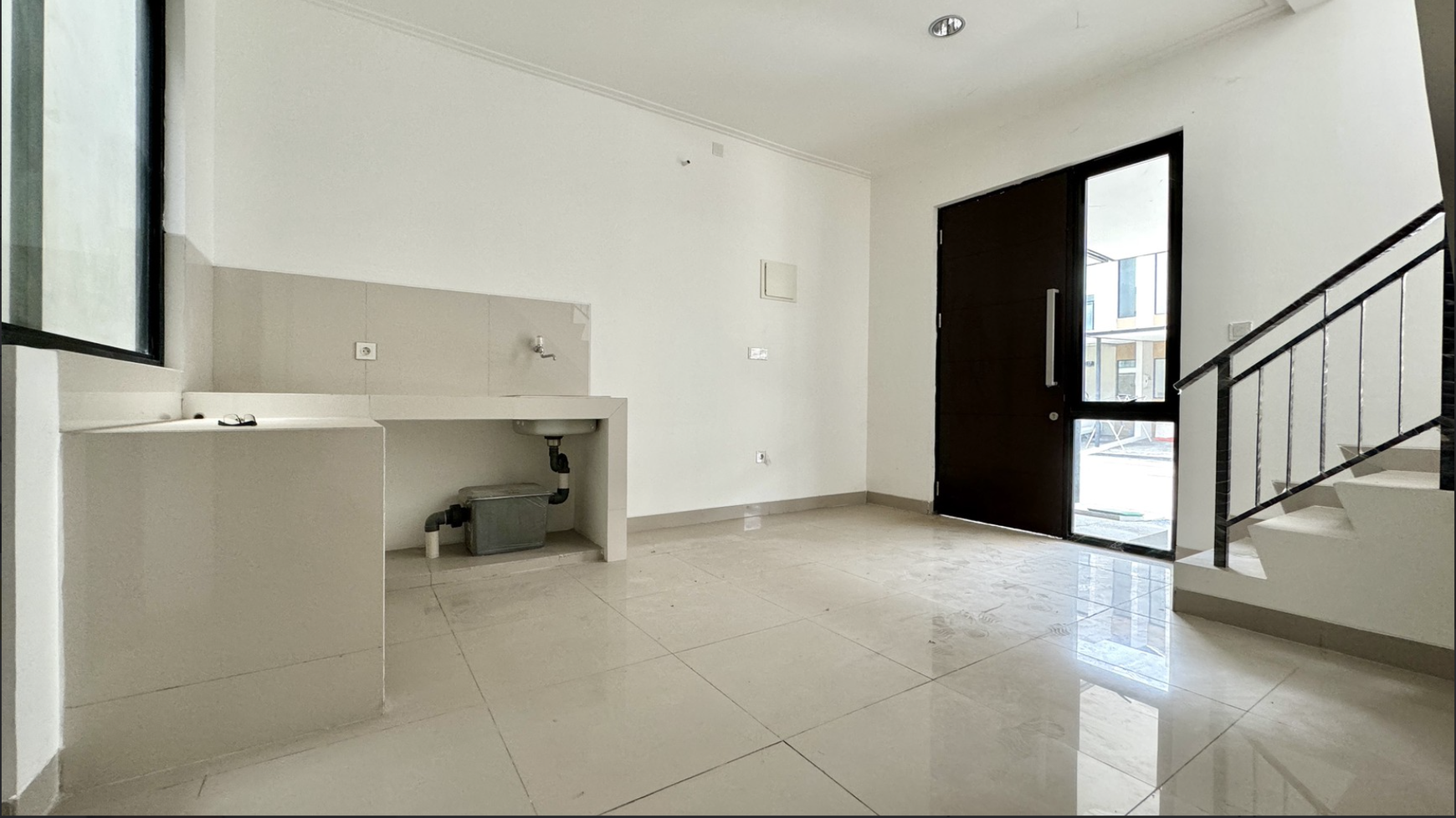 Rumah Millenial di PIK 2 Extension Cluster California