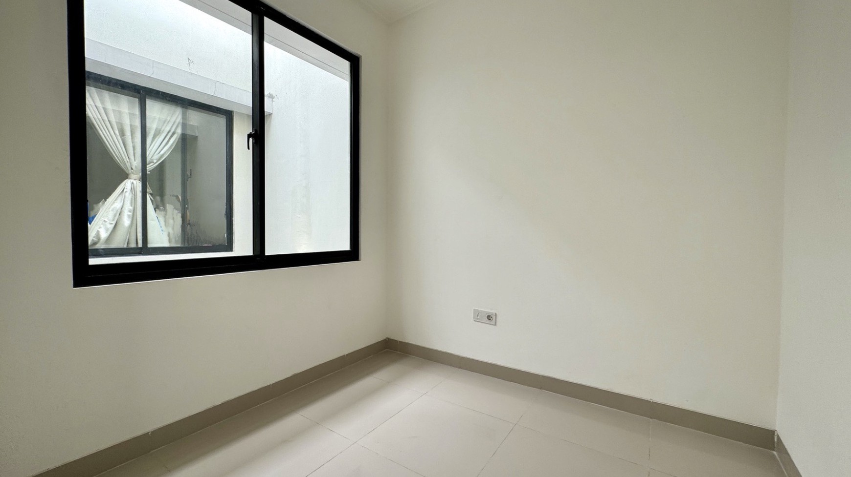 Rumah Millenial di PIK 2 Extension Cluster California