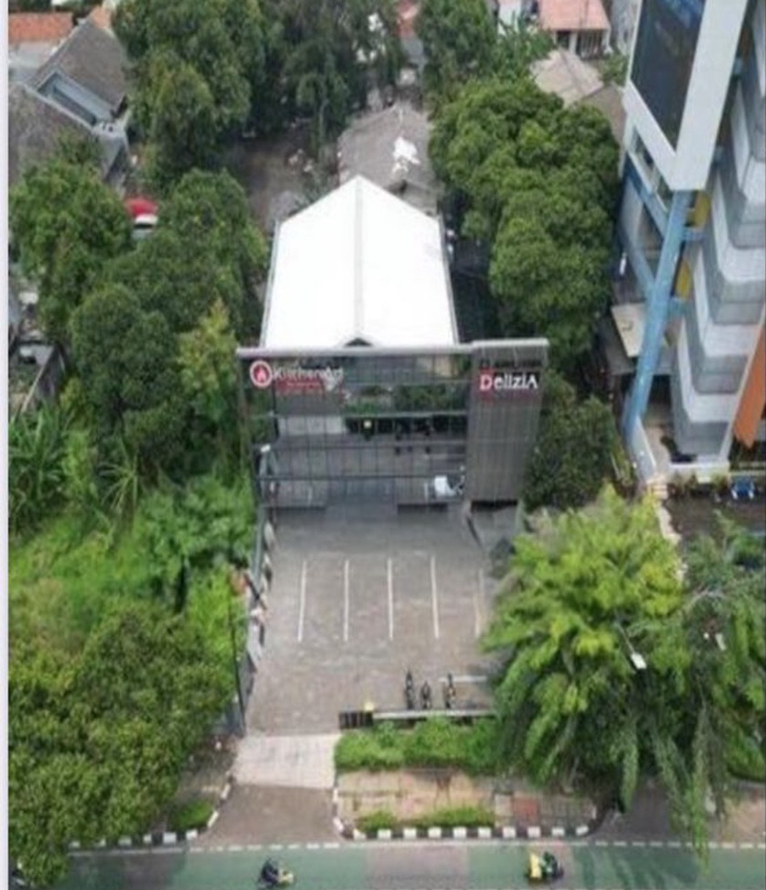 Gedung Showroom Kantor 2 Lantai di Slipi Jakarta Barat