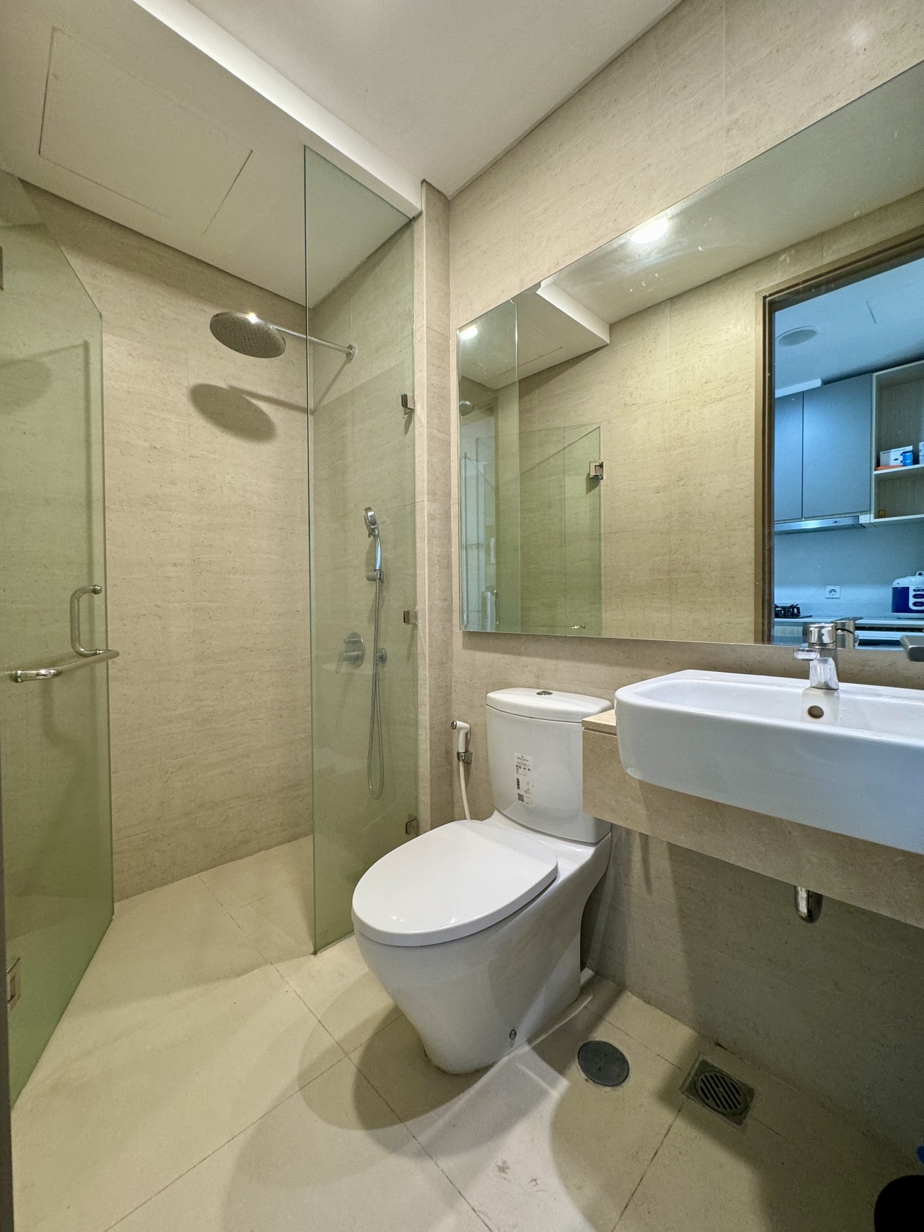 Dijual Apartemen Gold Coast Tower Bahama PIK 2 Studio Semi Furnished