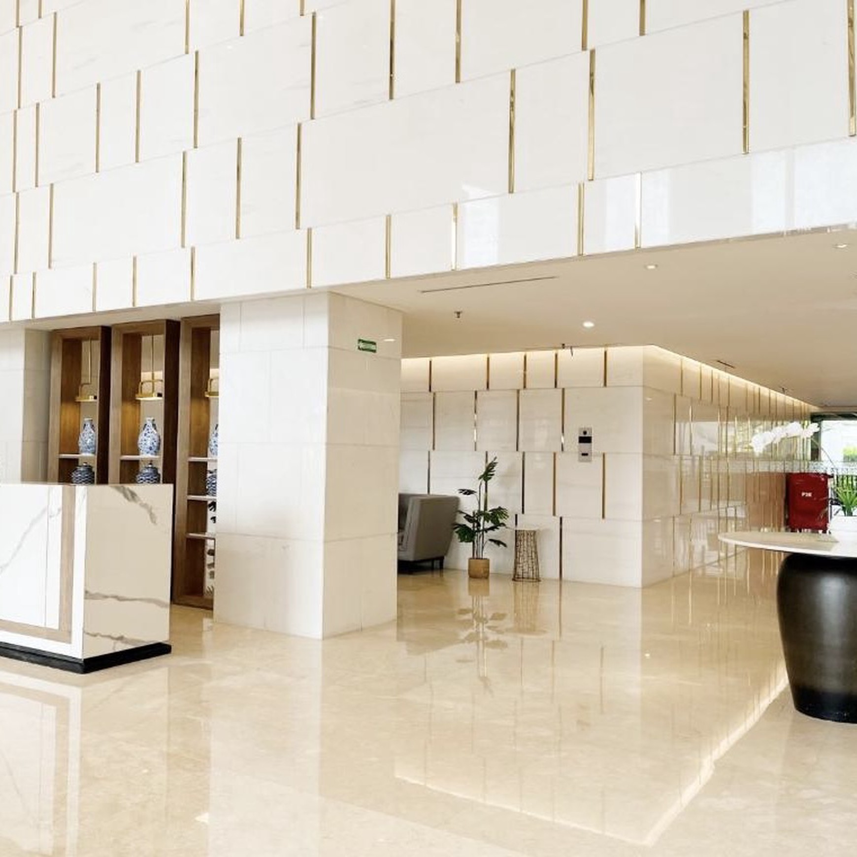 Dijual Apartemen Gold Coast Tower Bahama PIK 2 Studio Semi Furnished