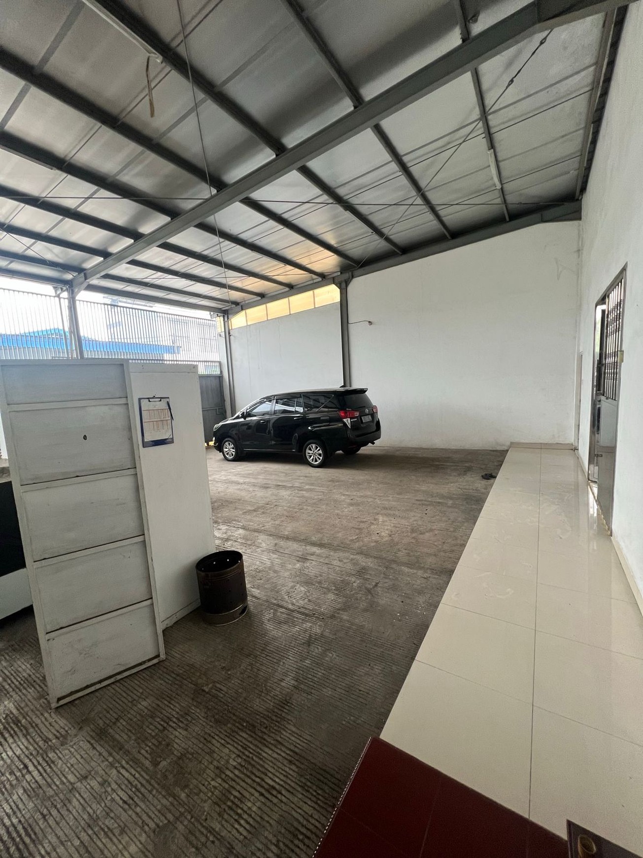 Gudang Pabrik Komersial Siap Pakai Di Kosambi Permai Extension