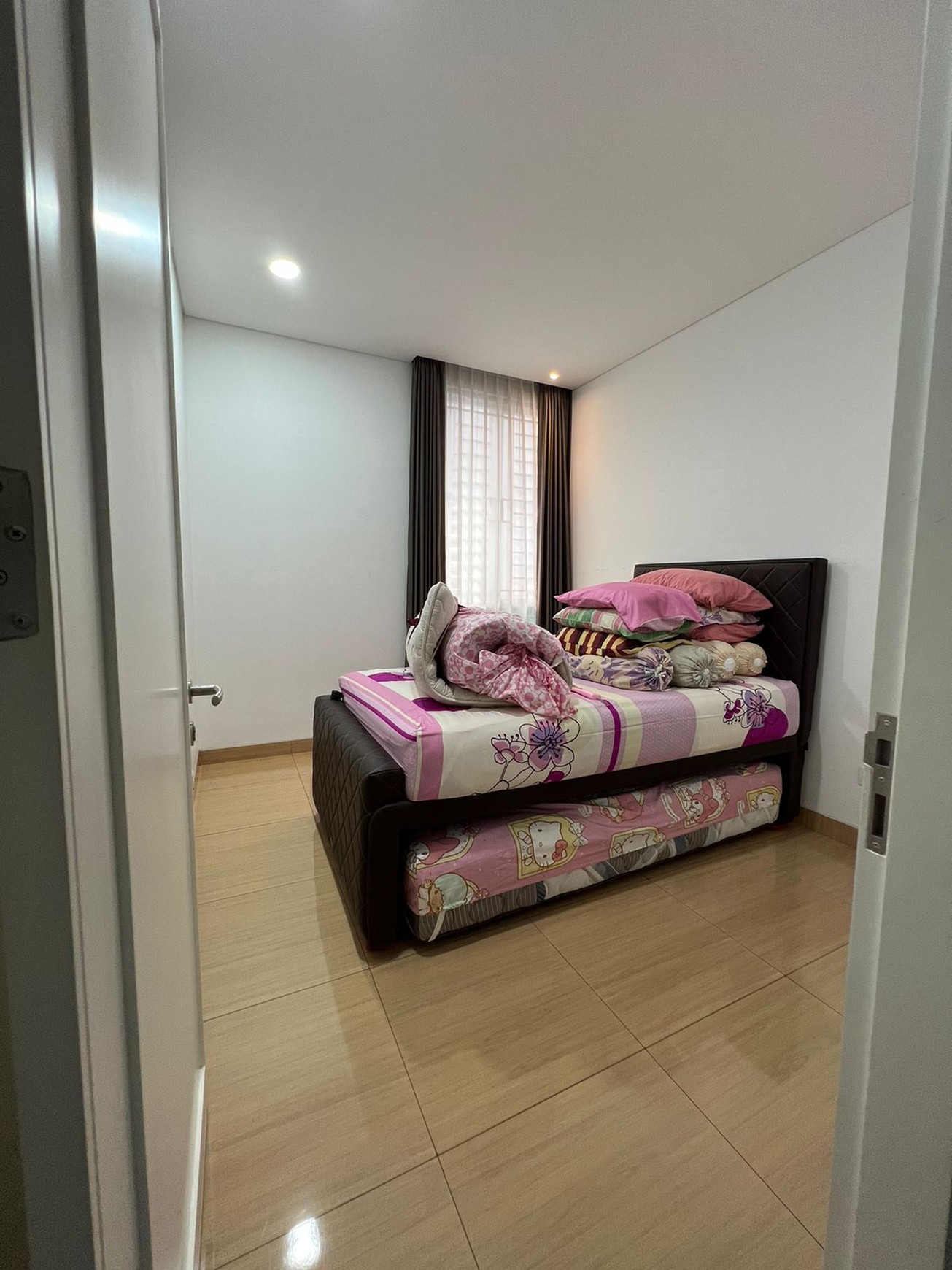 Dijual Rumah Rapih dan Siap Huni di Taman Ratu