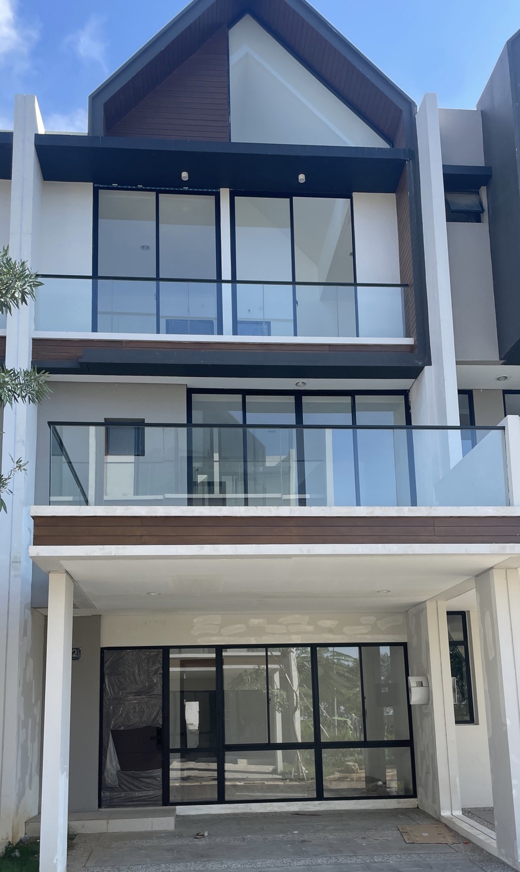 Rumah Tumbuh Gaya Jepang Minimalis Osaka Residence PIK 2
