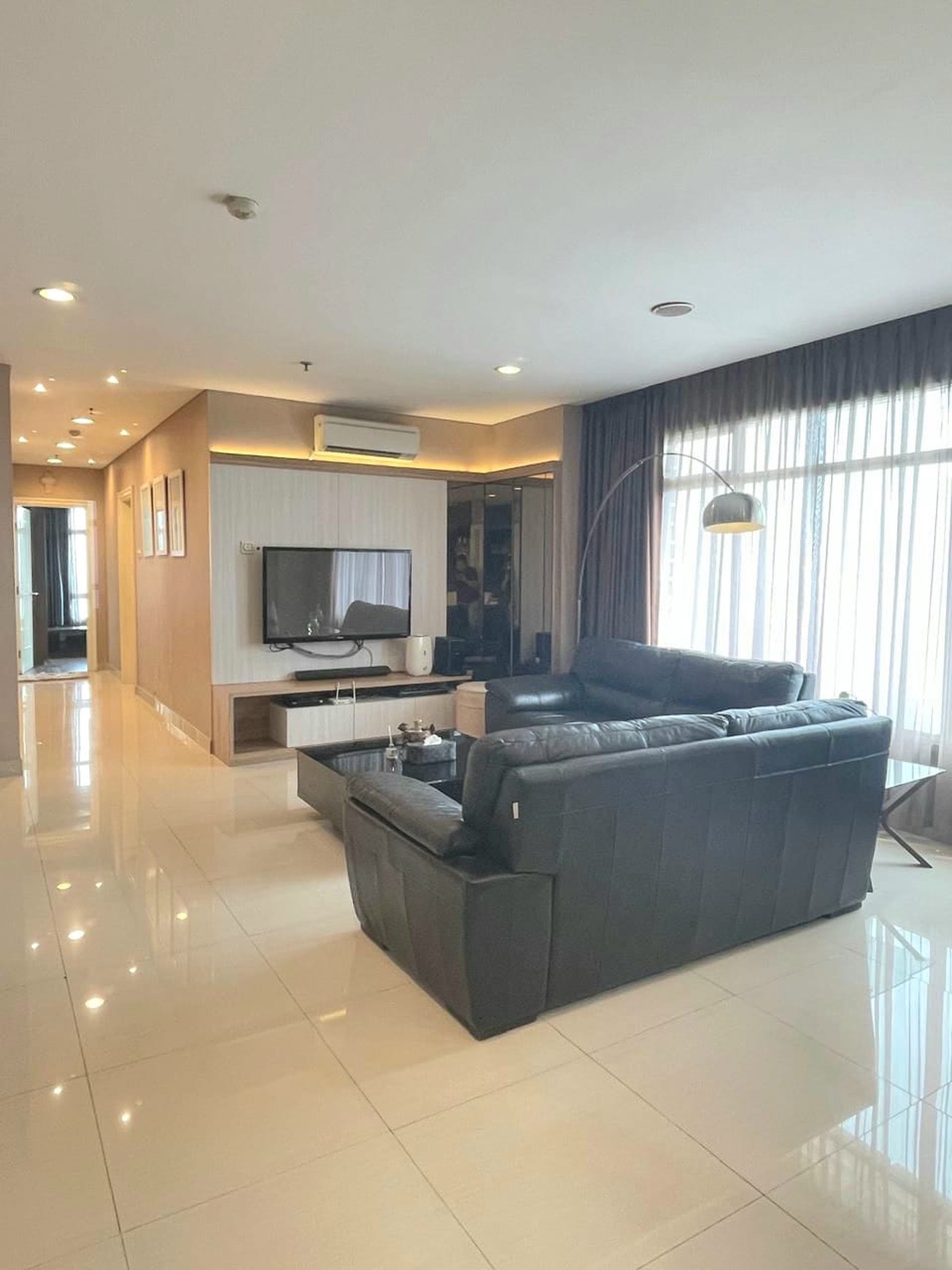 Dijual Apartemen Pantai Mutiara Jakarta Utara – View Laut Langsung & Fasilitas Mewah