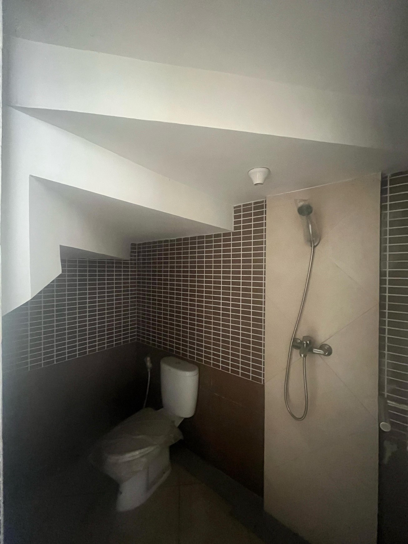 Hunian Asri di Semolowaru Surabaya Timur SHM Siap Huni Langsung Tempati