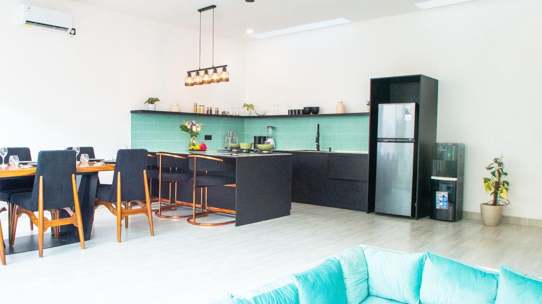 Leasehold -3 bedroom Villa in Seseh Bali