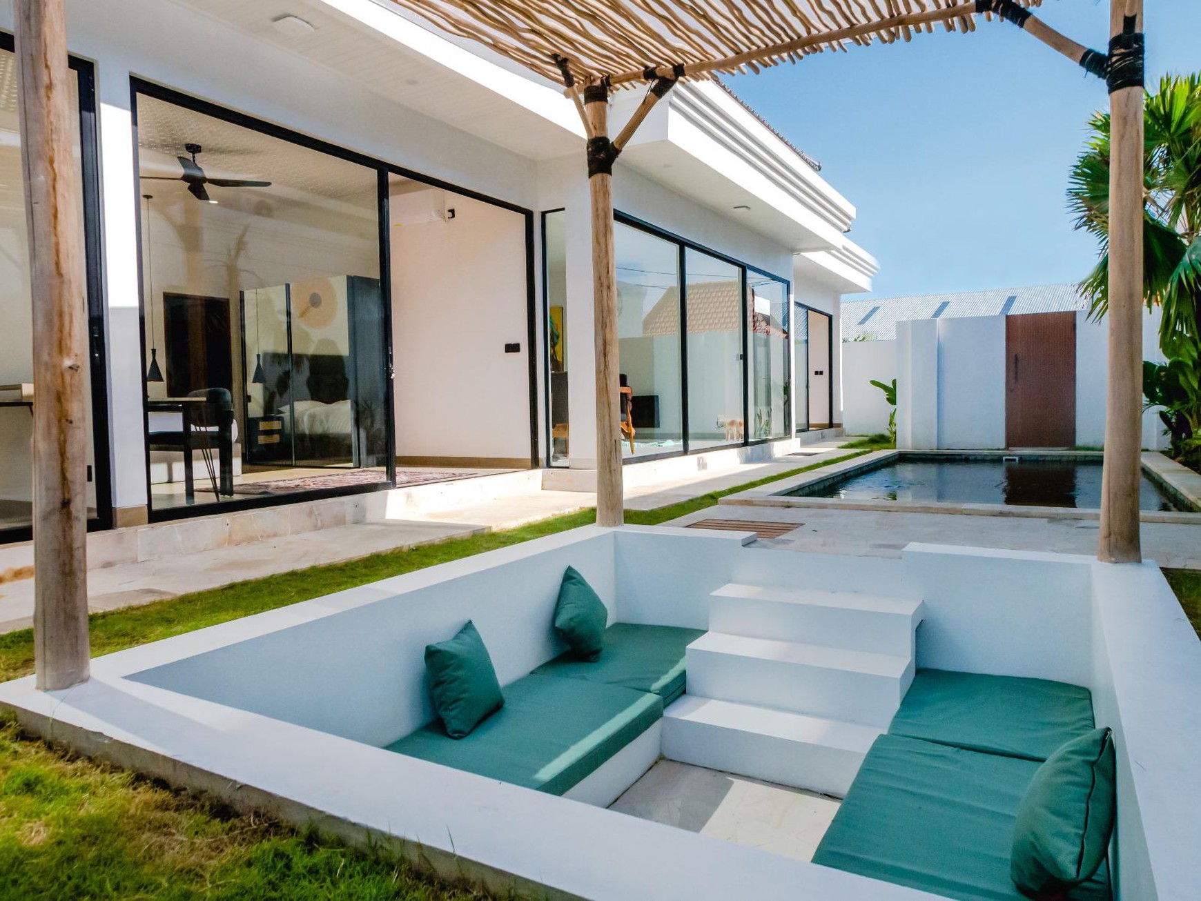 Leasehold -3 bedroom Villa in Seseh Bali