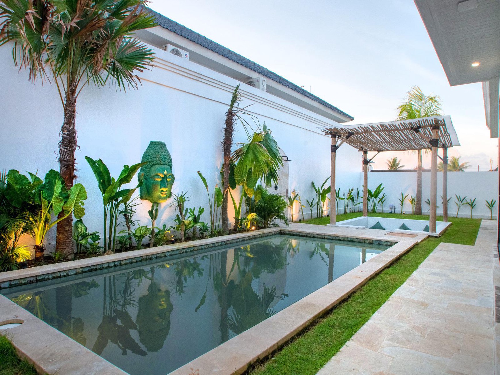 Leasehold -3 bedroom Villa in Seseh Bali