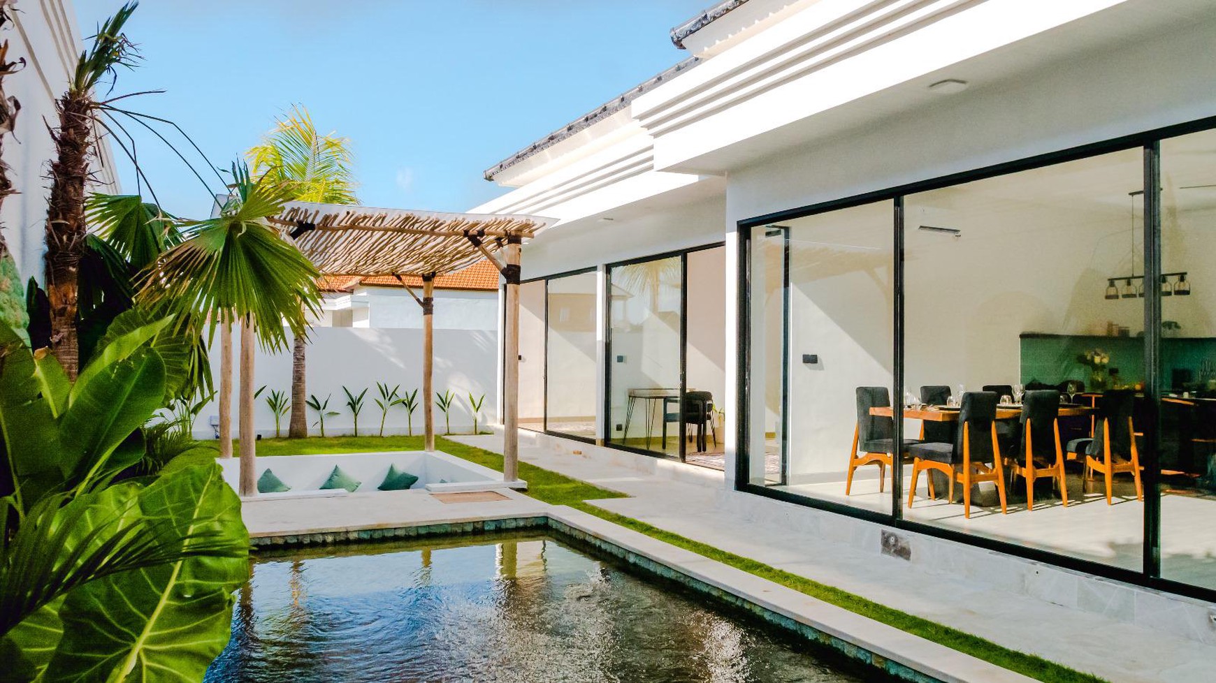 Leasehold -3 bedroom Villa in Seseh Bali