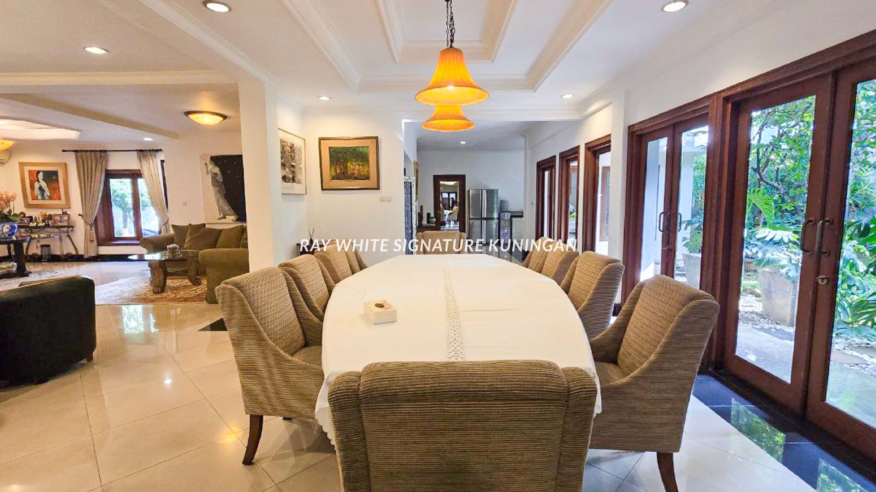 Rumah Mewah 2 Kavling Lokasi Prime di Jl Sisingamangaraja