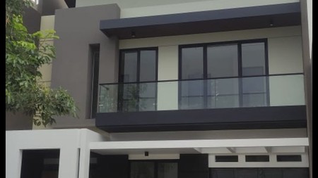 Dijual Rumah Baru Citraland Eastwood.- Woodland Citraland New Baru Modern Surabaya Dekat Universitas Ciputra, Hokky Buah, Pakuwon Mall