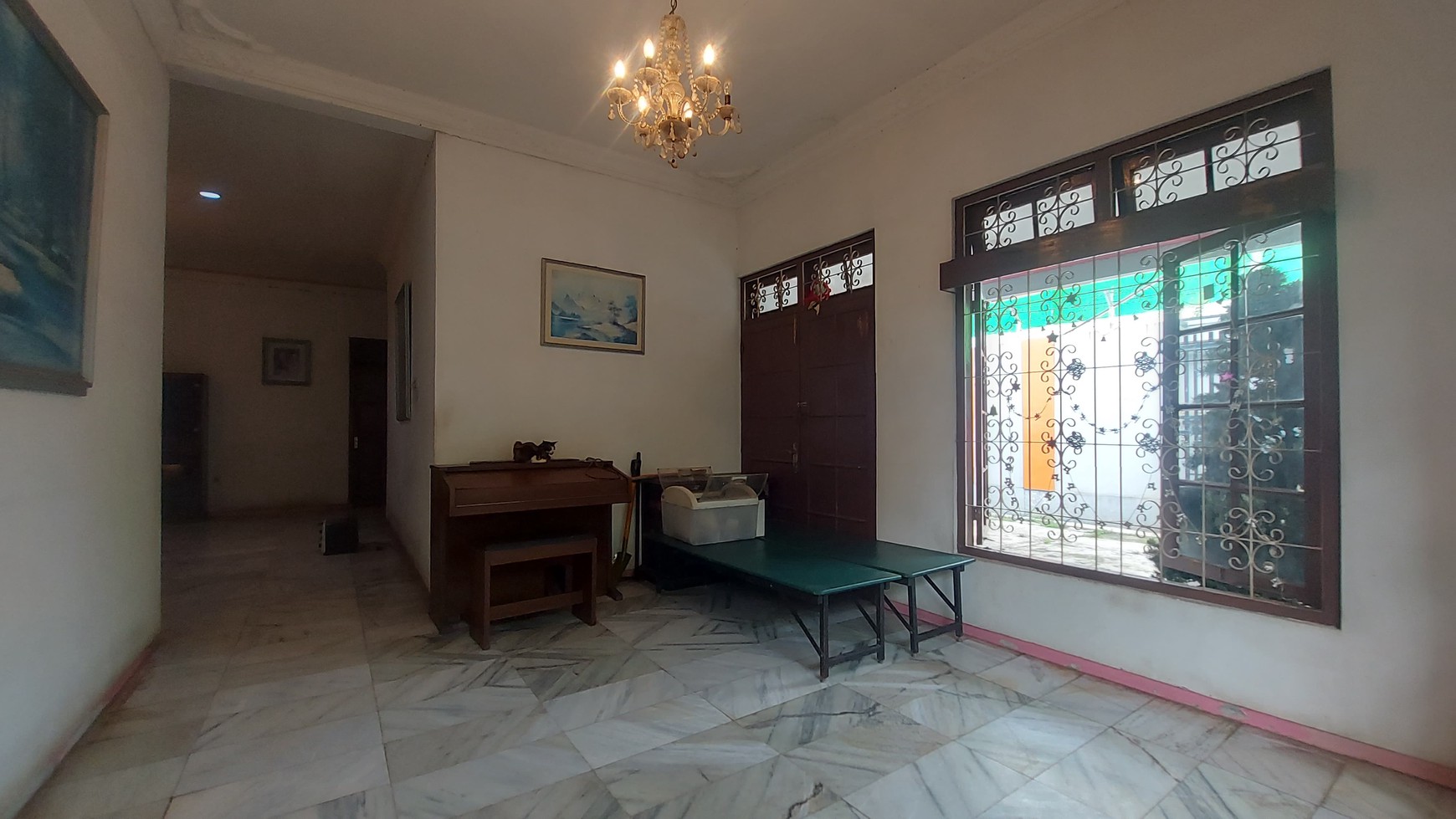 Dijual Rumah Tua Posisi Hoek Cipete Utara, Kebayoran Baru