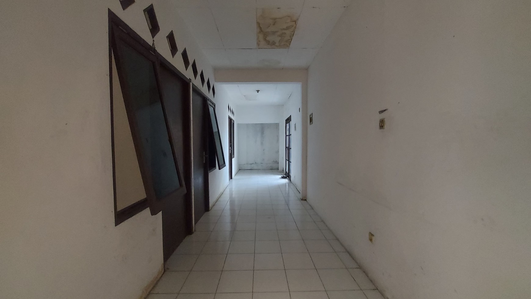 Dijual Rumah Tua Posisi Hoek Cipete Utara, Kebayoran Baru